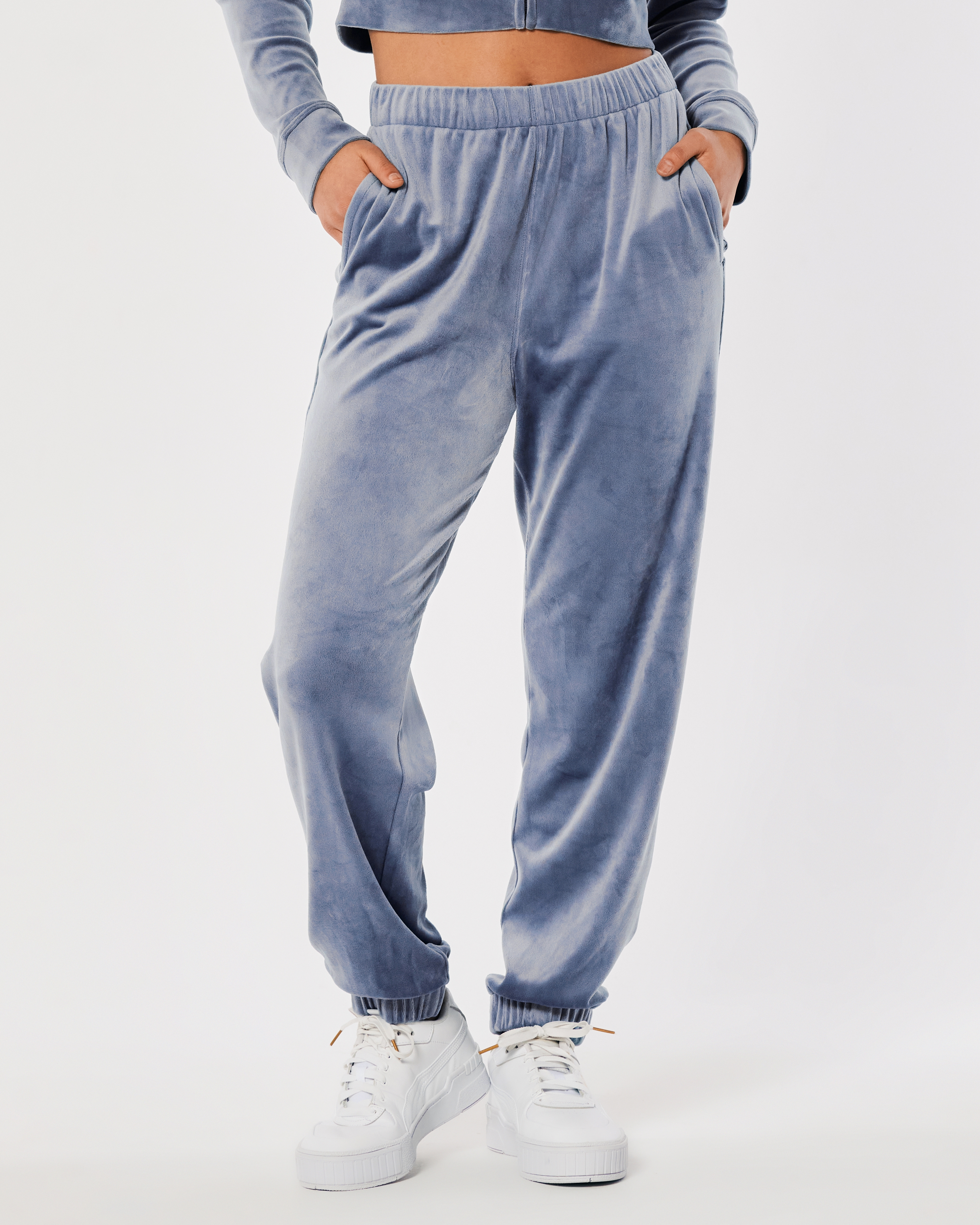 Hollister Ultra High-Rise Velour Dad Joggers