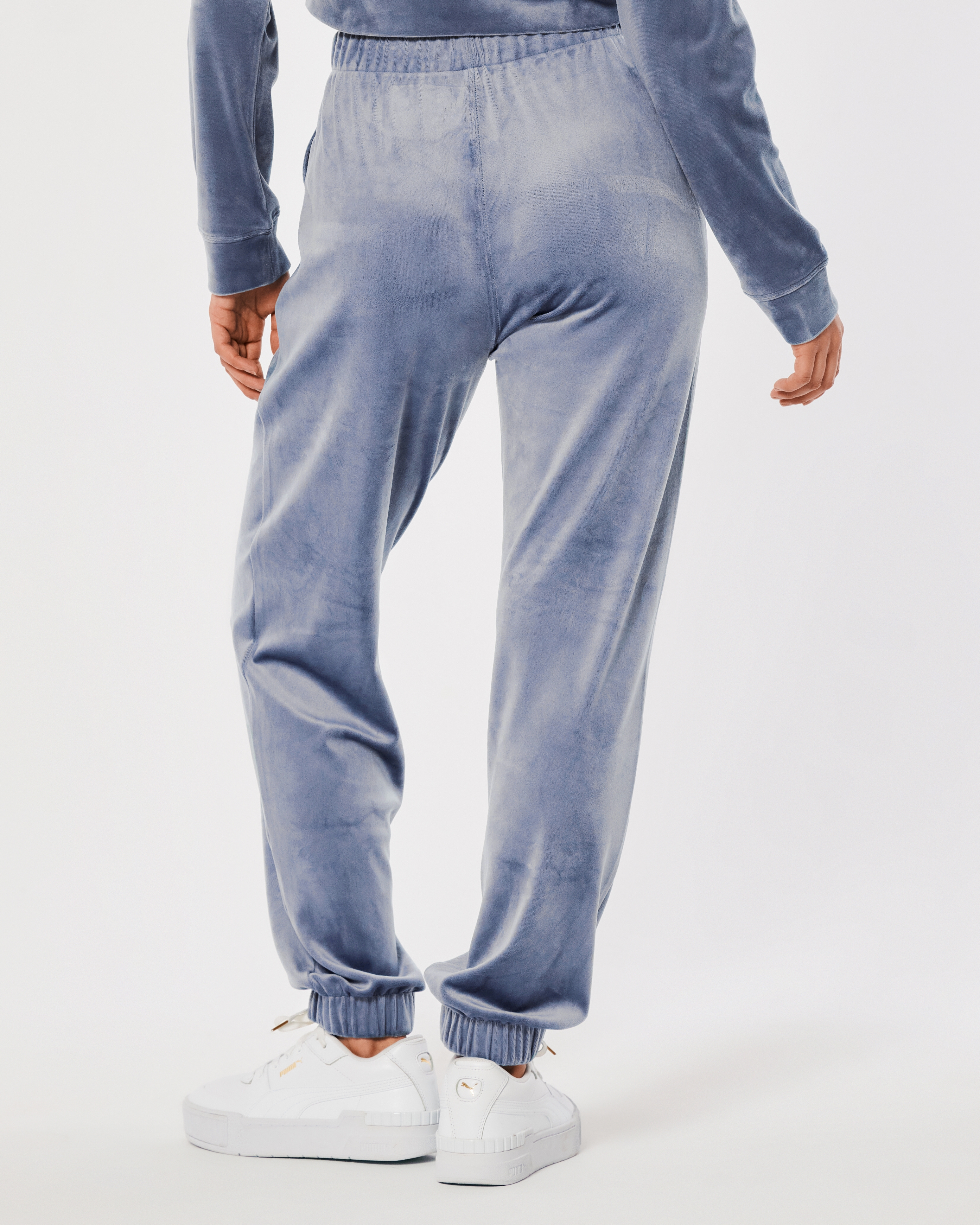 Hollister Ultra High-Rise Velour Dad Joggers