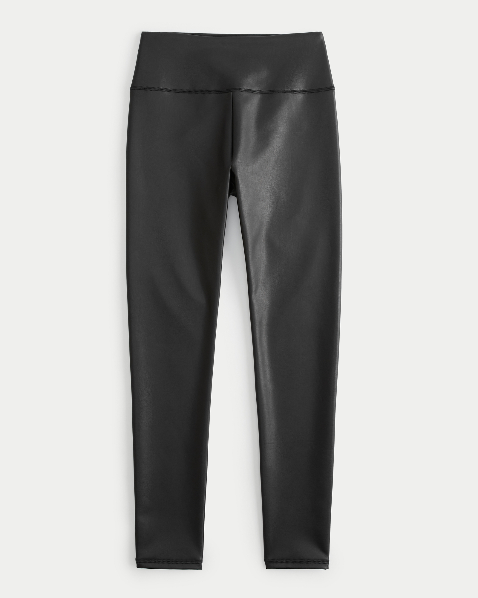 Latex Leggings - 10/10 curves? 🖤 High waist leather leggings at l