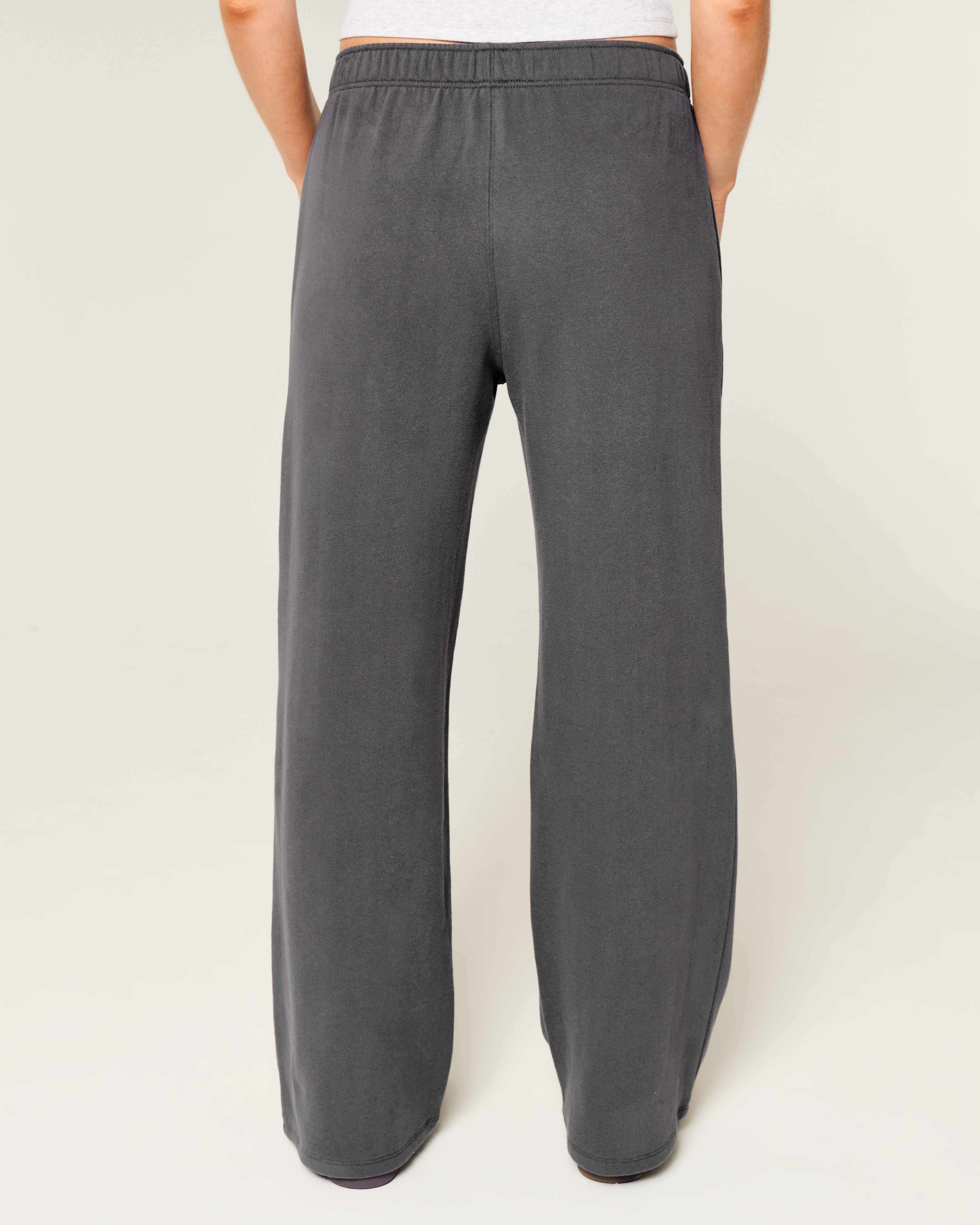 Women's Wide-Leg Sweatpants | Women's Bottoms | HollisterCo.com