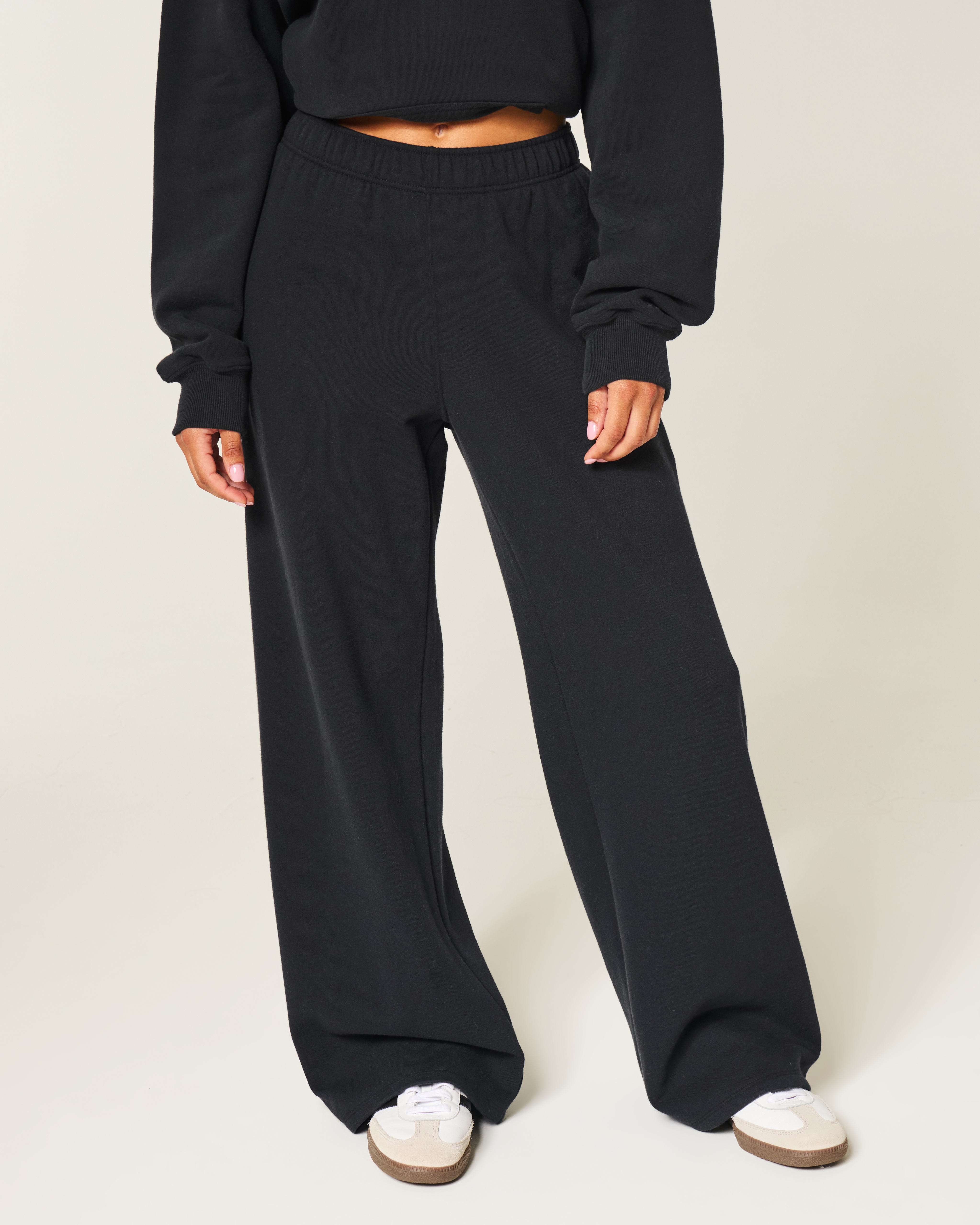 Wide-Leg Sweatpants