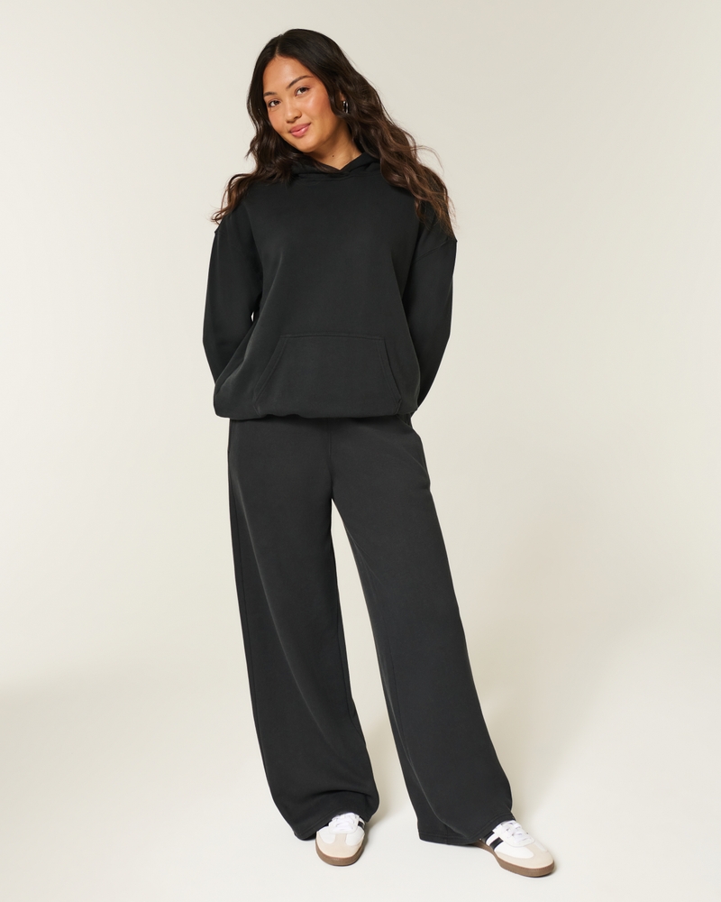 Women's Baggy Sweatpants | Women's New Arrivals | HollisterCo.com