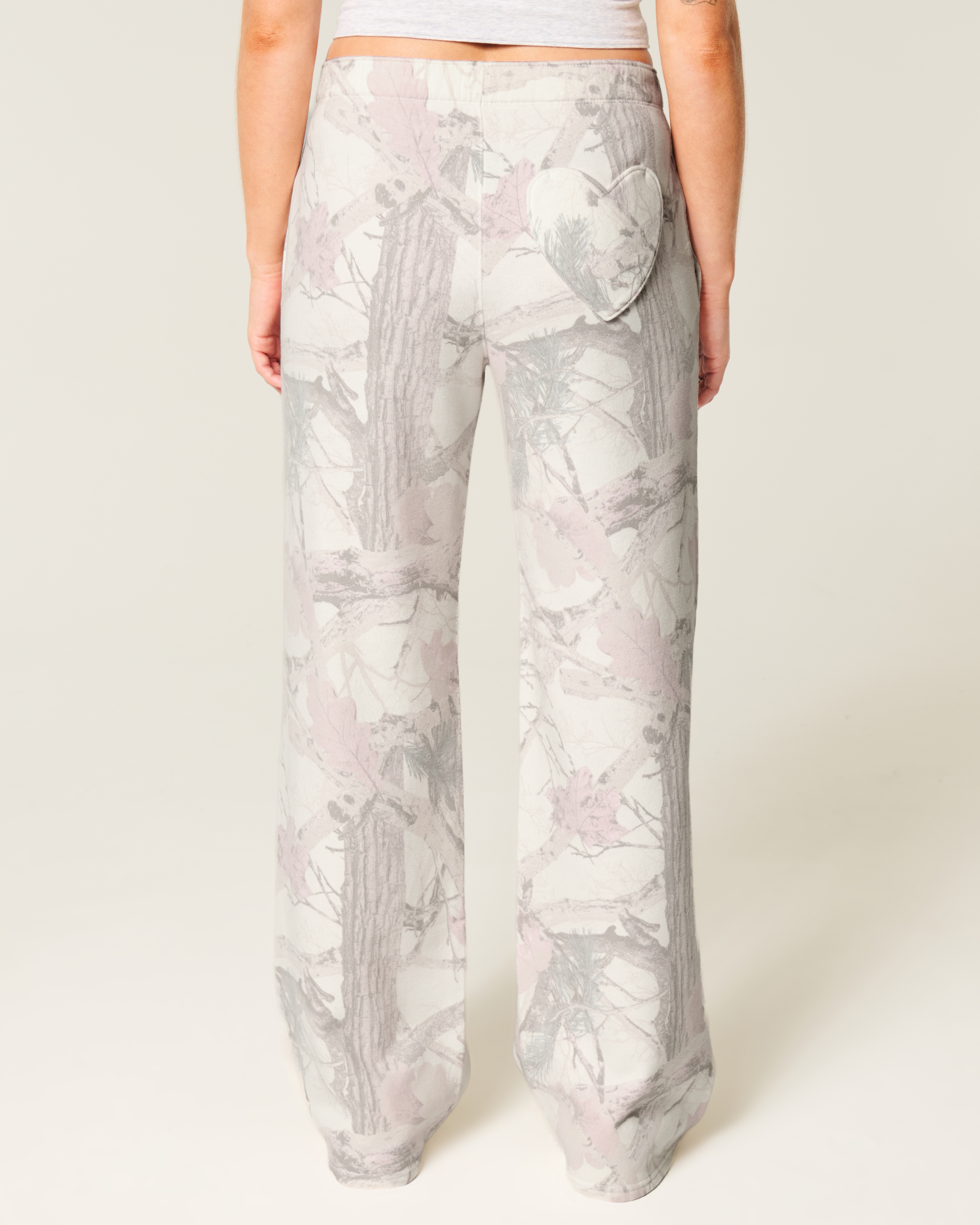 Heart Pocket Camo Wide-Leg Sweatpants