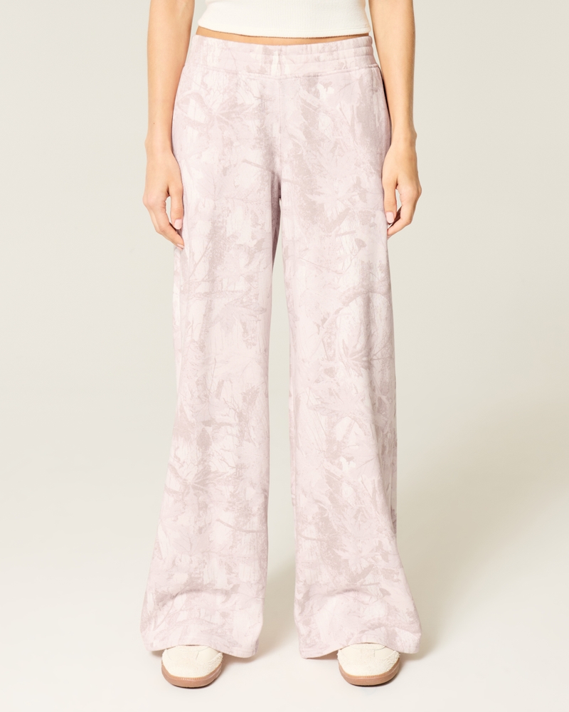 Pink Camo Baggy Sweatpants