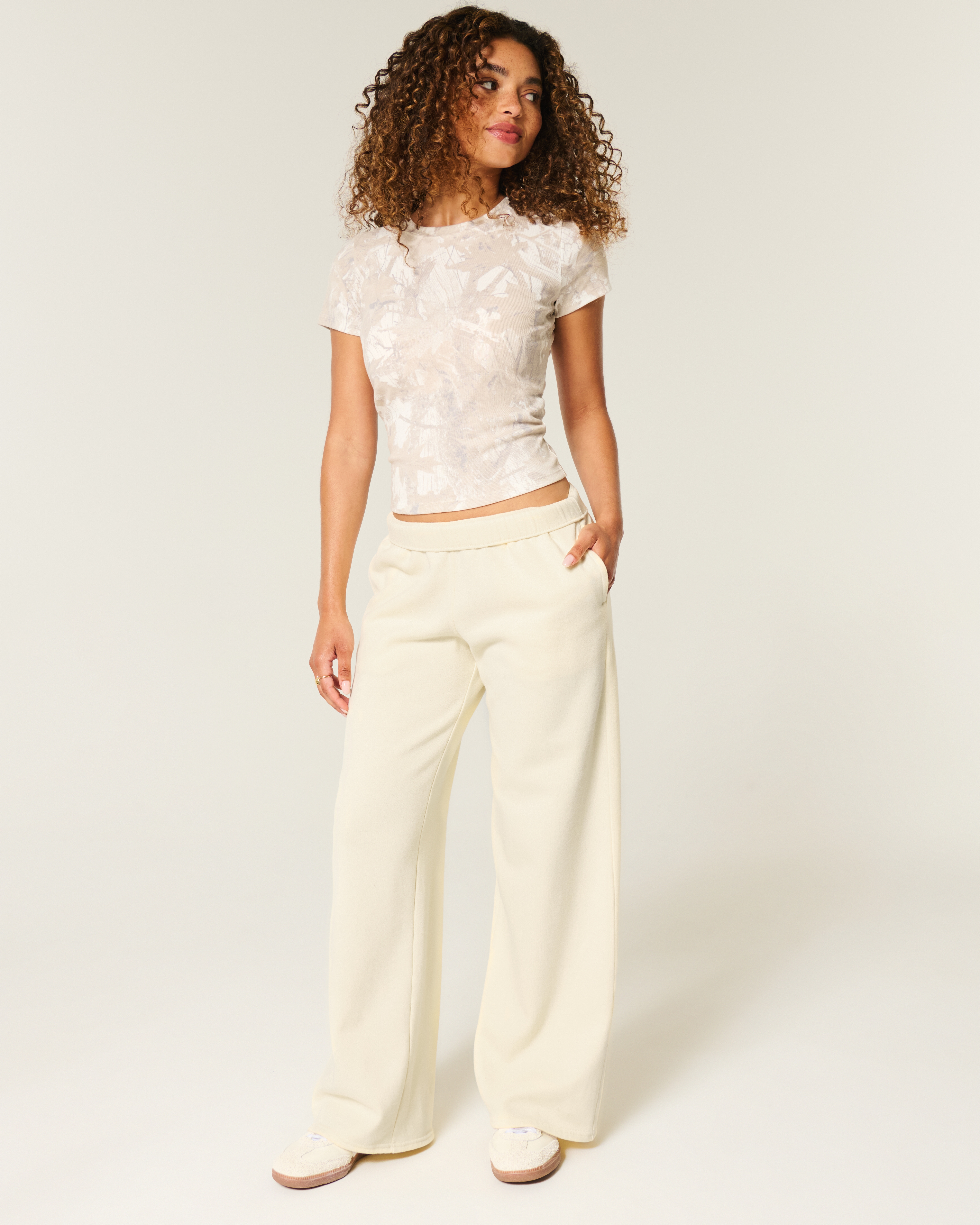 Love You Graphic Wide-Leg Sweatpants