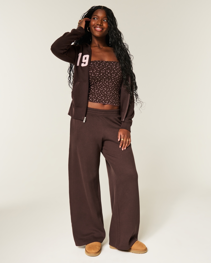 Women's Baggy Sweatpants | Women's Sweatshirts & Sweatpants | HollisterCo.com