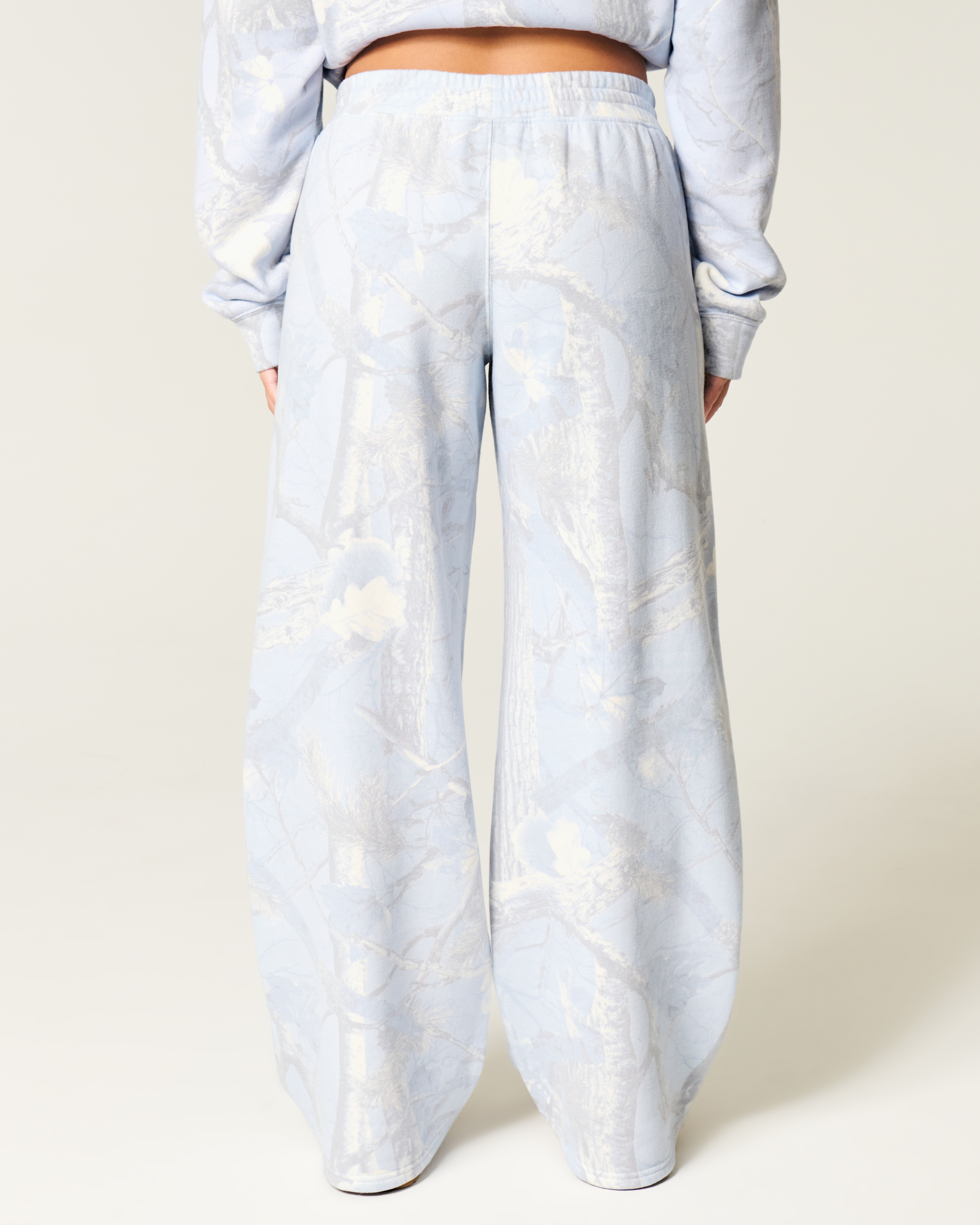 Camo Baggy Sweatpants