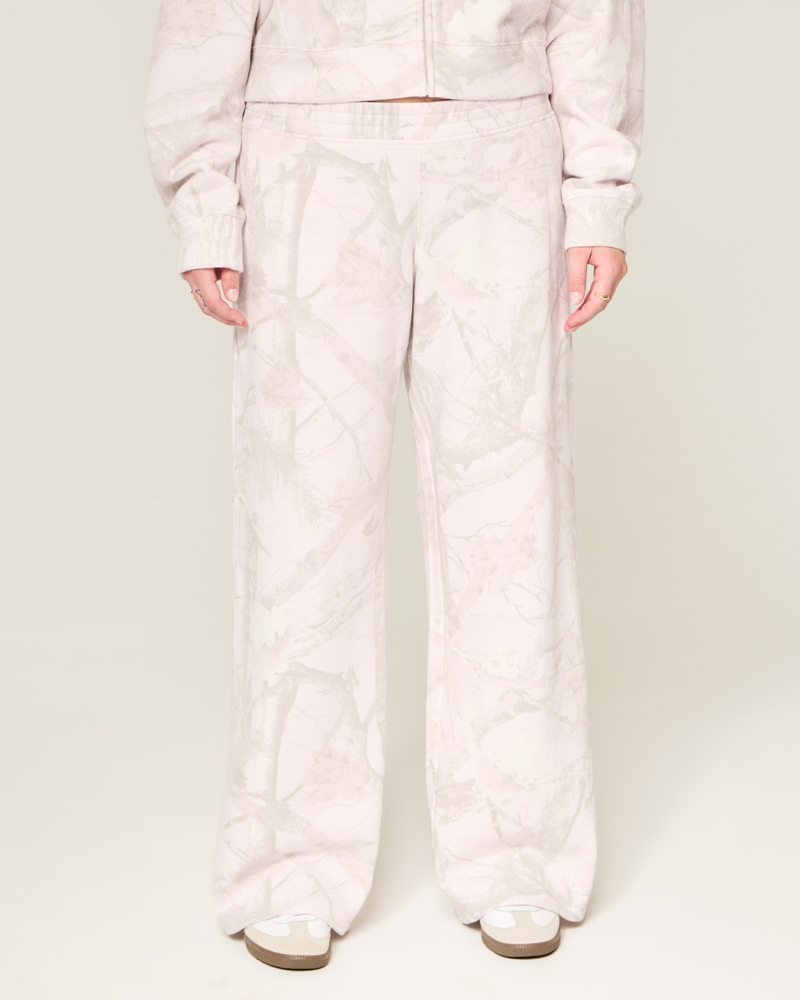Camo Baggy Sweatpants