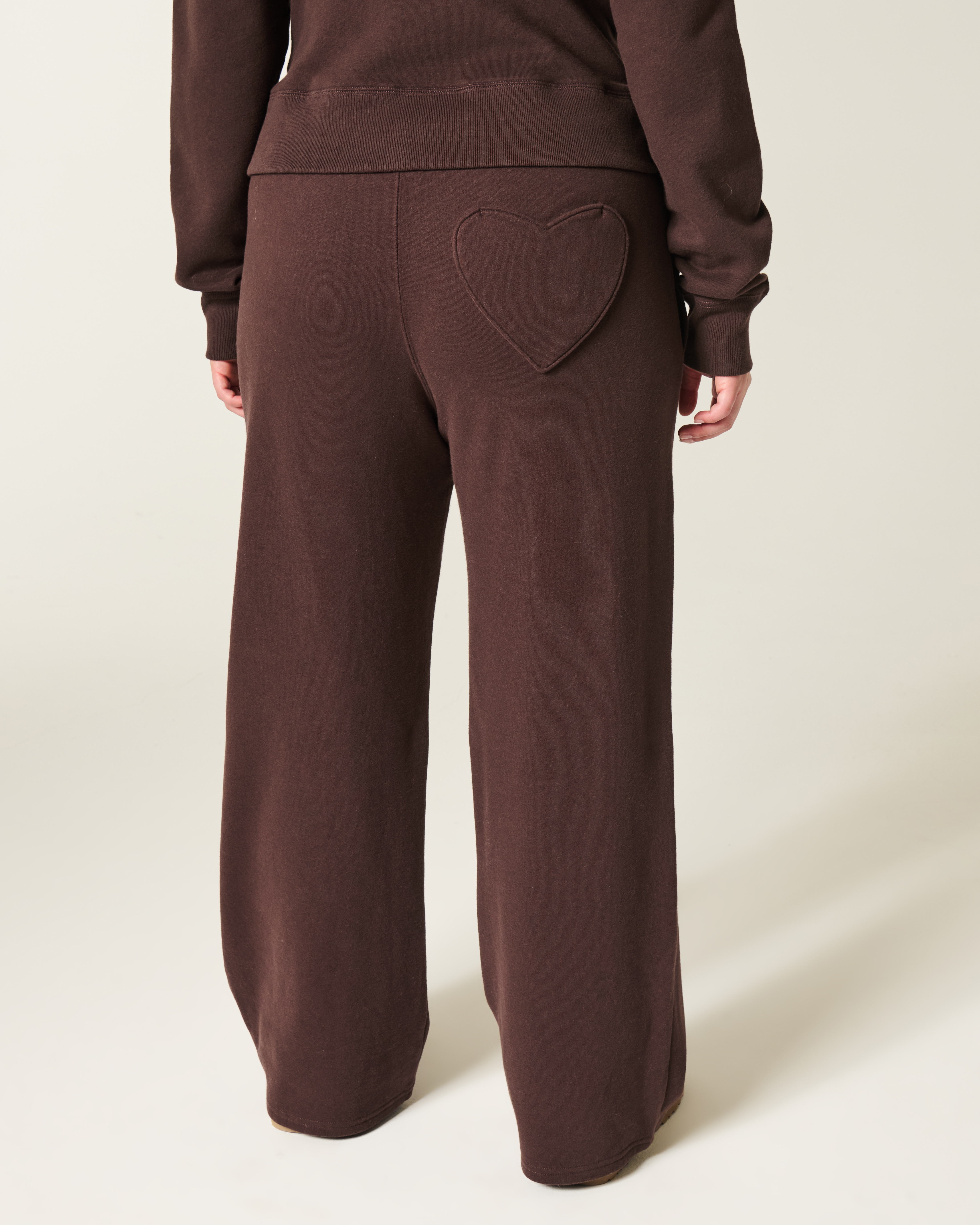 Heart Pocket Wide-Leg Sweatpants