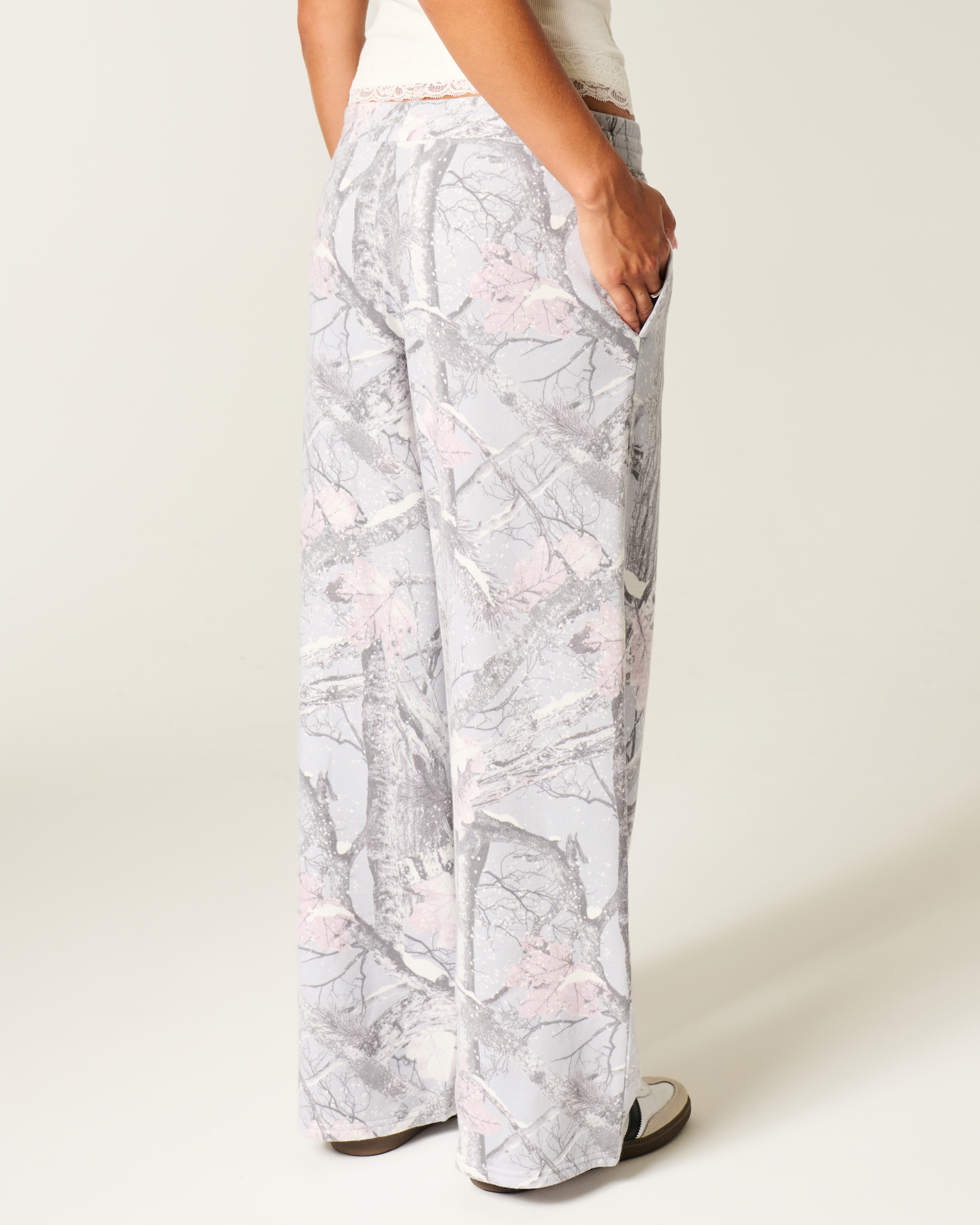 Snow Camo Baggy Sweatpants
