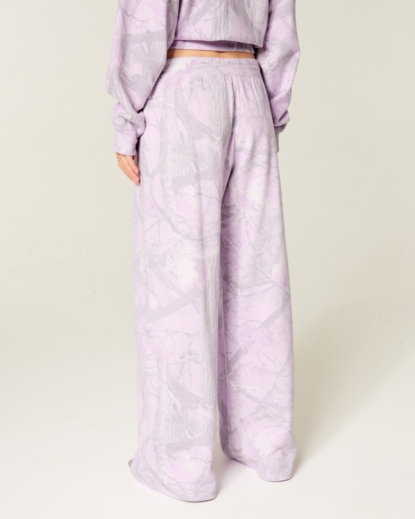 Camo Baggy Sweatpants