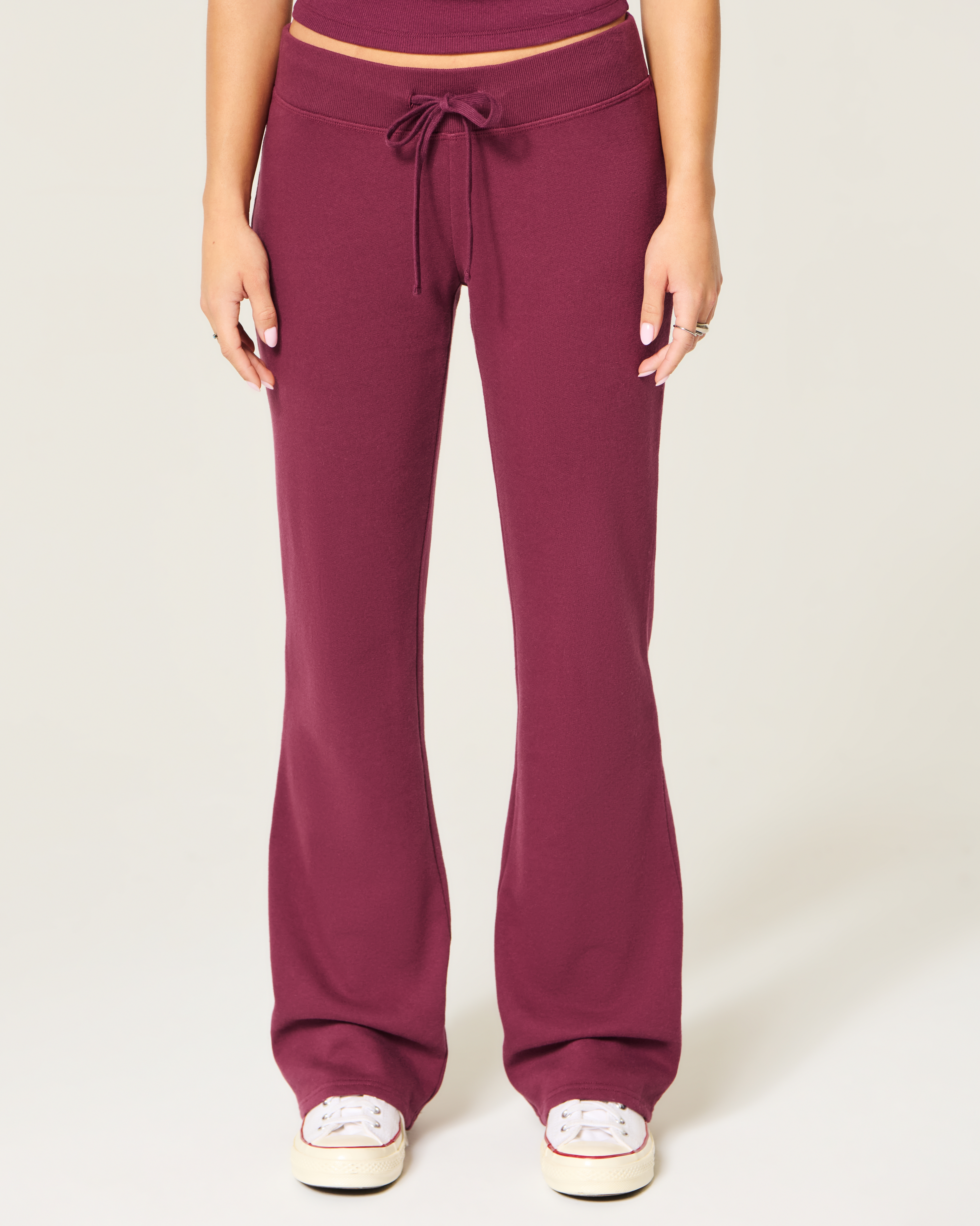 Hollister Feel Good Senior '26 Graphic Bootcut Sweatpants