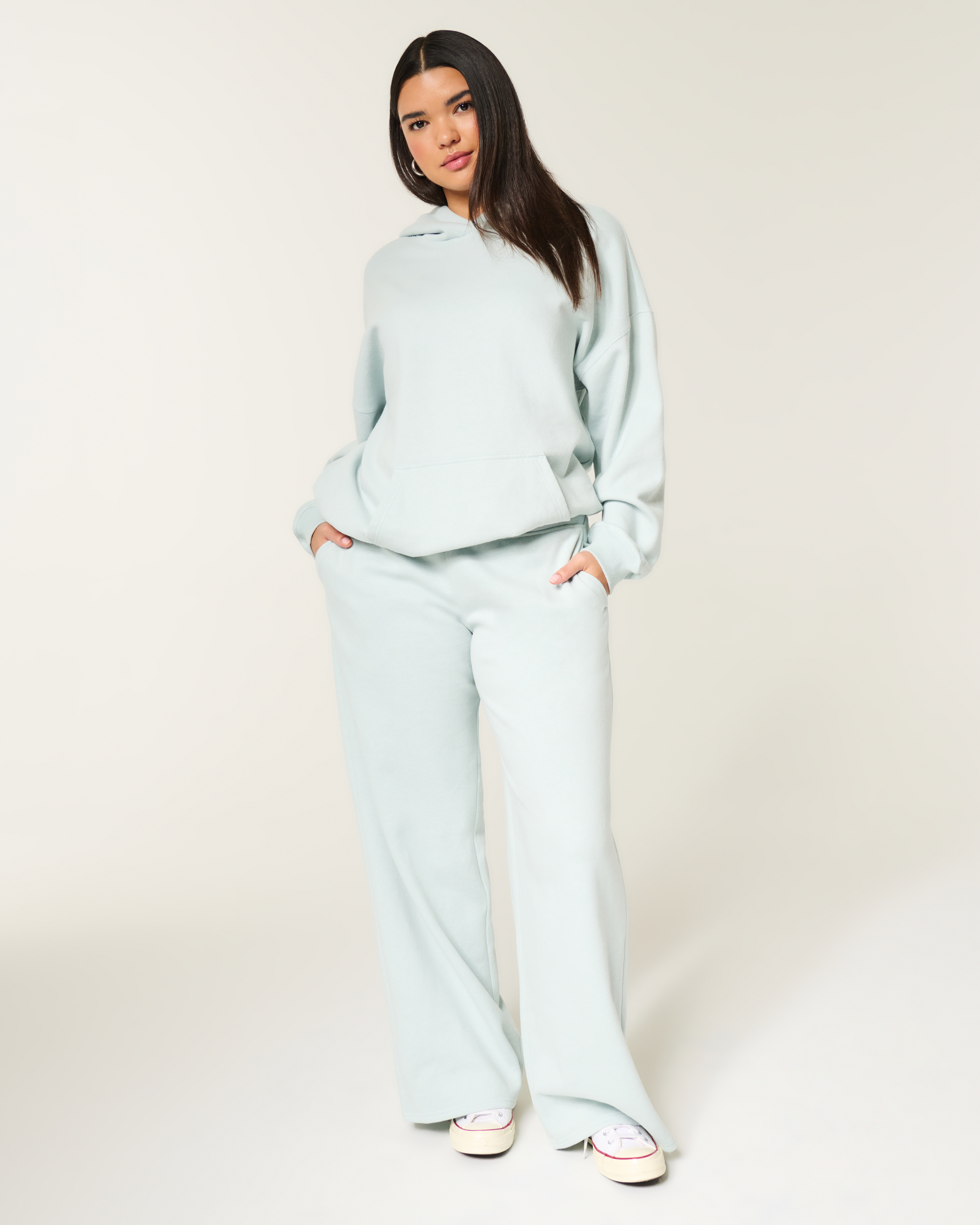 Hollister Feel Good Baggy Sweatpants