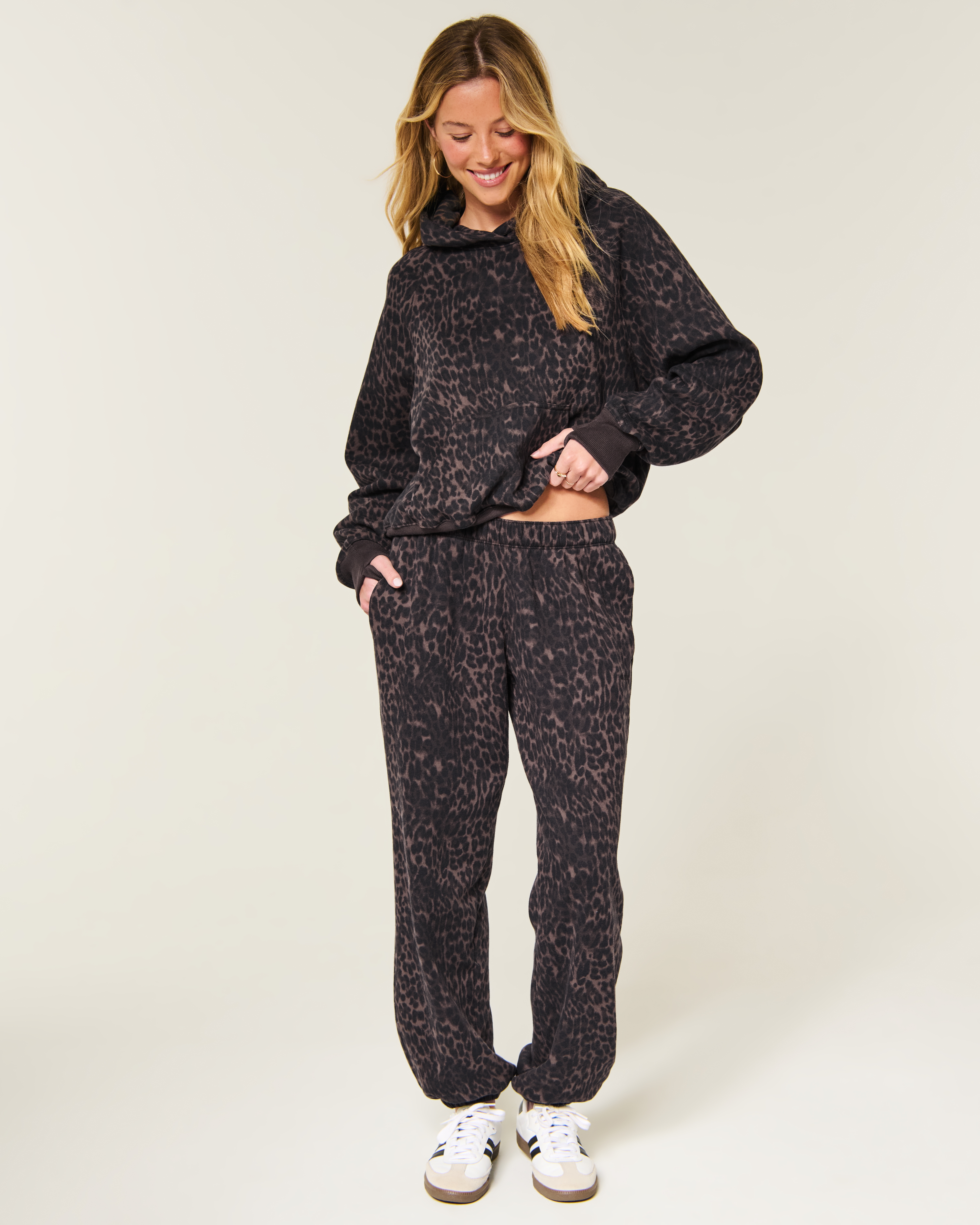 Hollister Feel Good Low-Rise Leopard Print Fleece Joggers