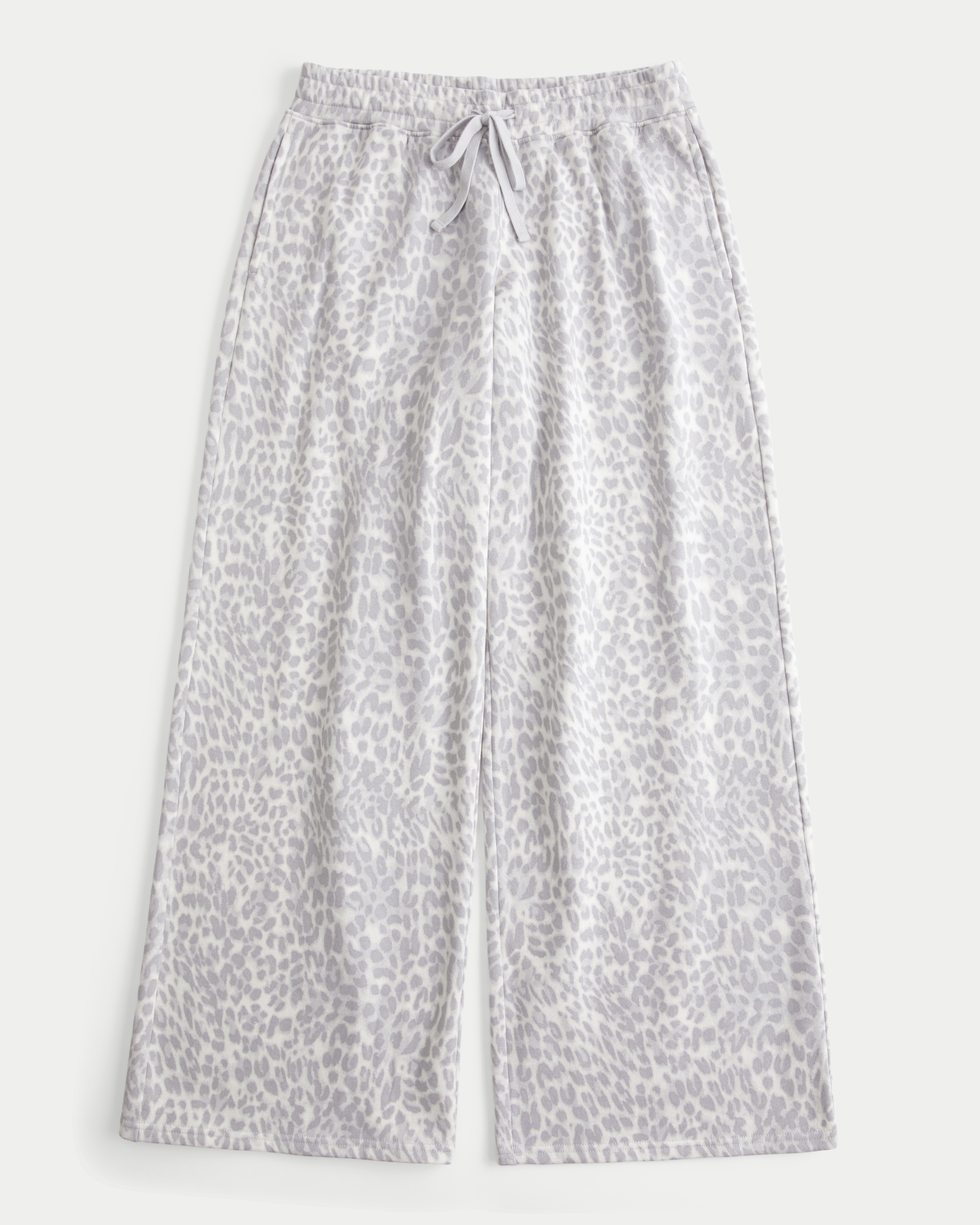 Hollister Feel Good Light Leopard Print Baggy Sweatpants