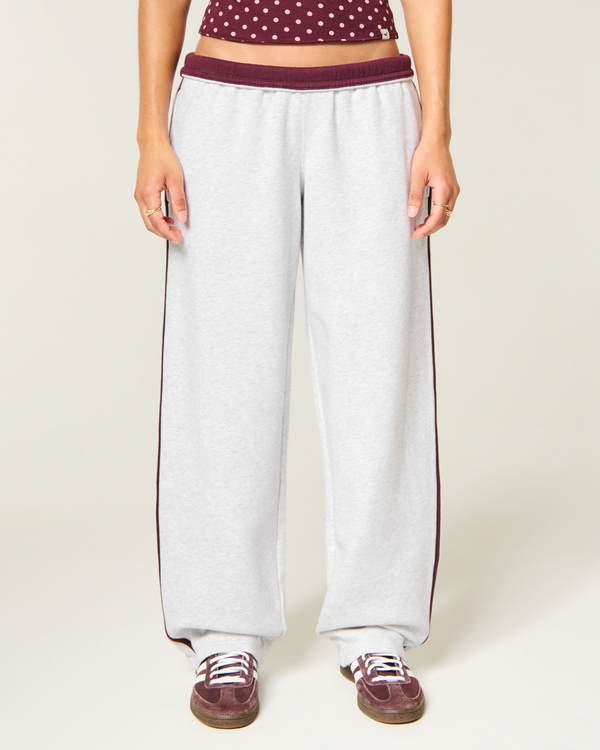Hollister Feel Good Low-Rise Tapered Baggy Sweatpants, Heather Gray view 2