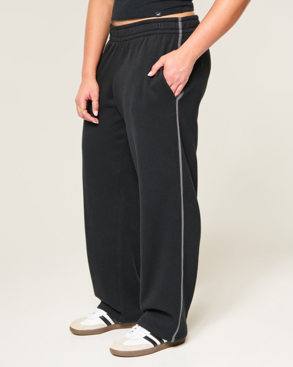 Hollister Feel Good Low-Rise Tapered Baggy Sweatpants, Black view 2