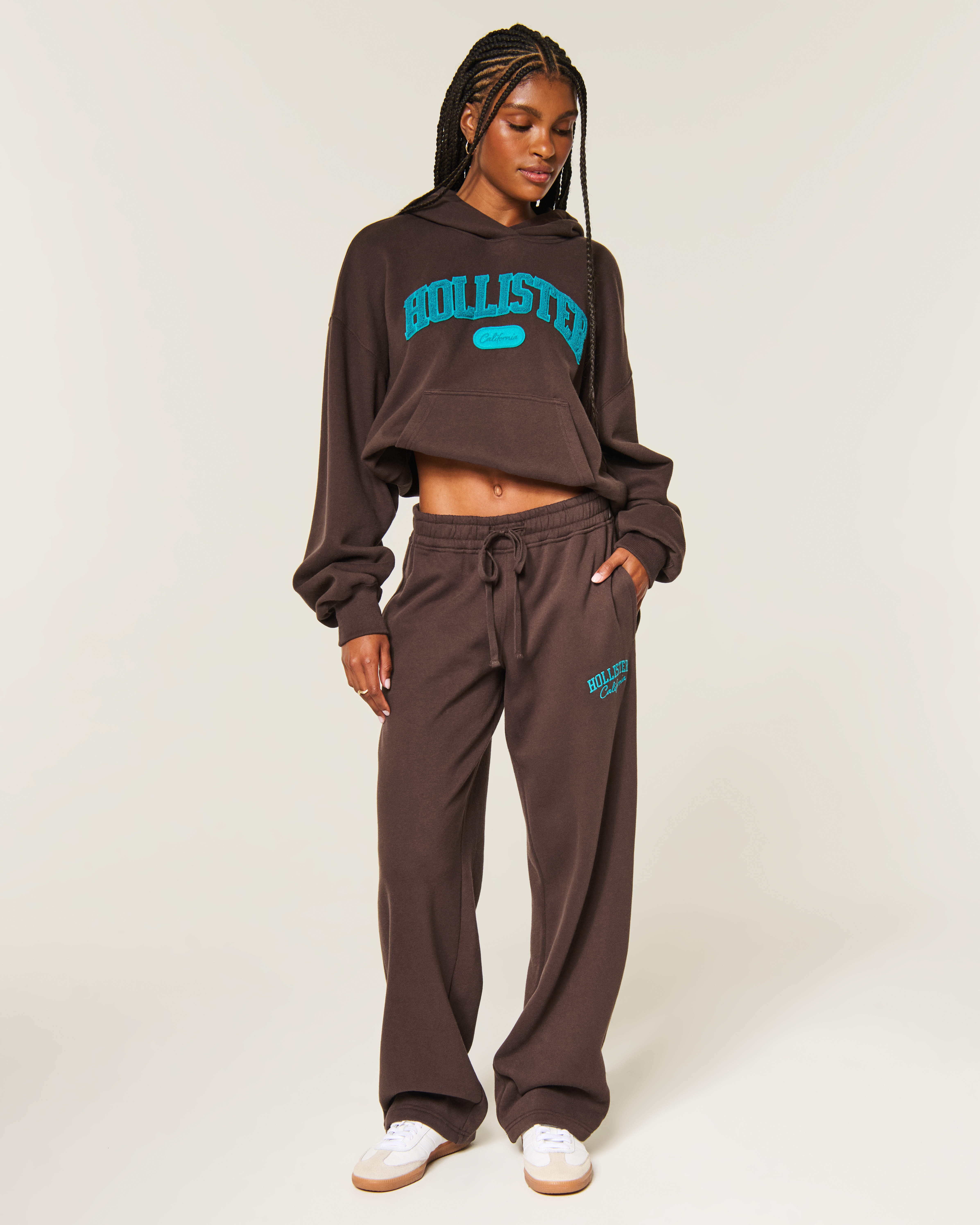 Hollister Feel Good Logo Graphic Baggy Sweatpants