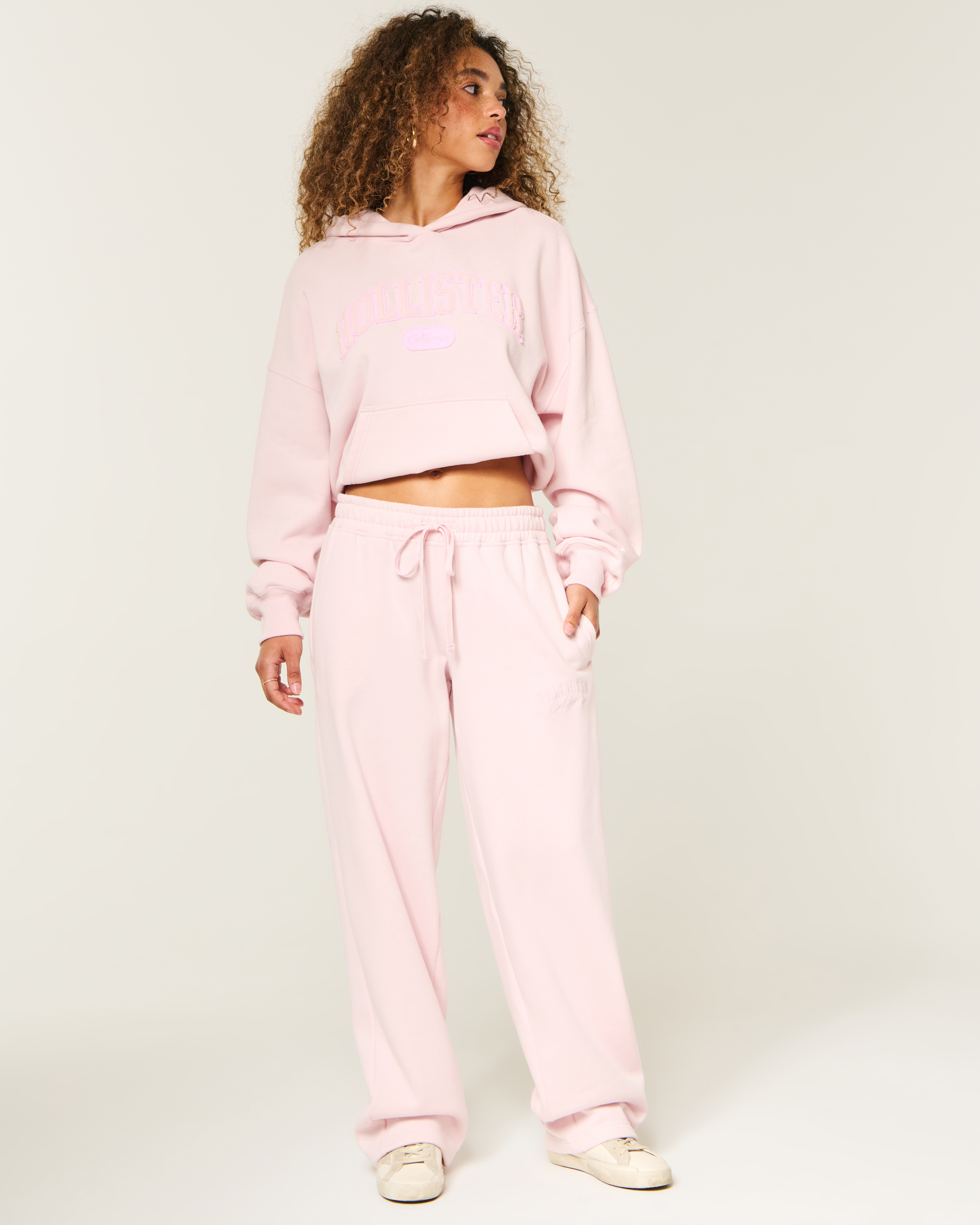 Hollister Feel Good Logo Graphic Baggy Sweatpants