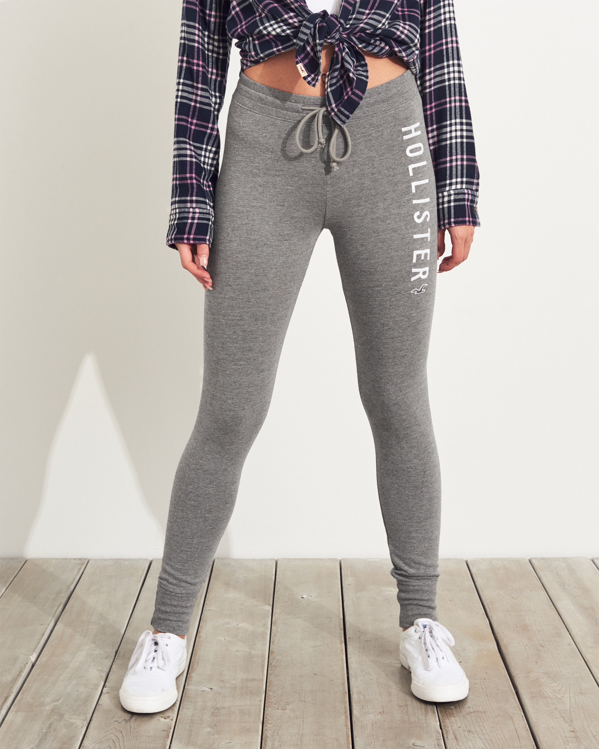 hollister tracksuit set womens