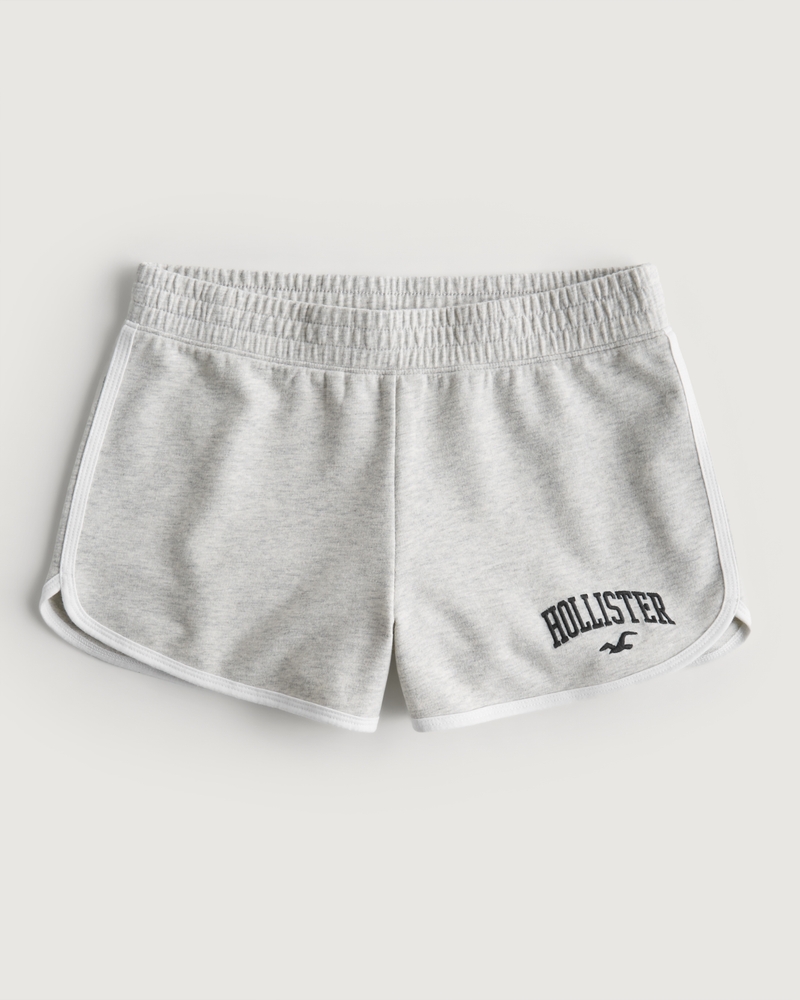 Hollister curved 2024 hem shorts