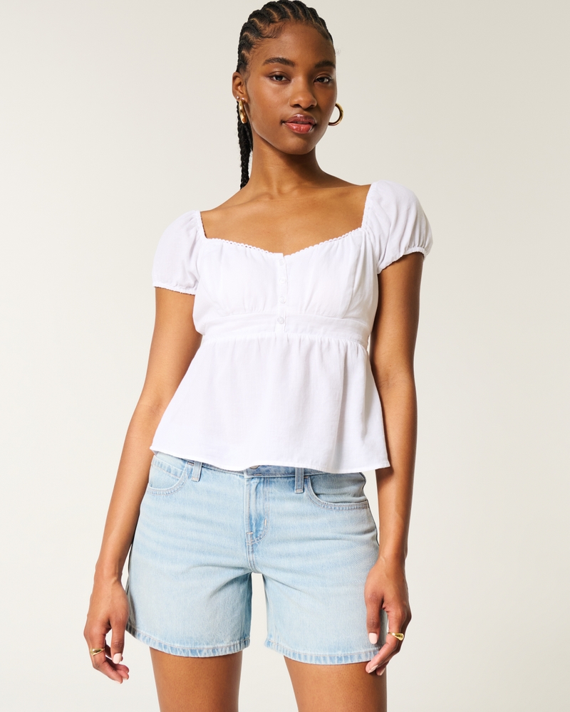 Women's Low-Rise Medium Wash Baggy Denim Shorts 5" | Women's Bottoms | HollisterCo.com