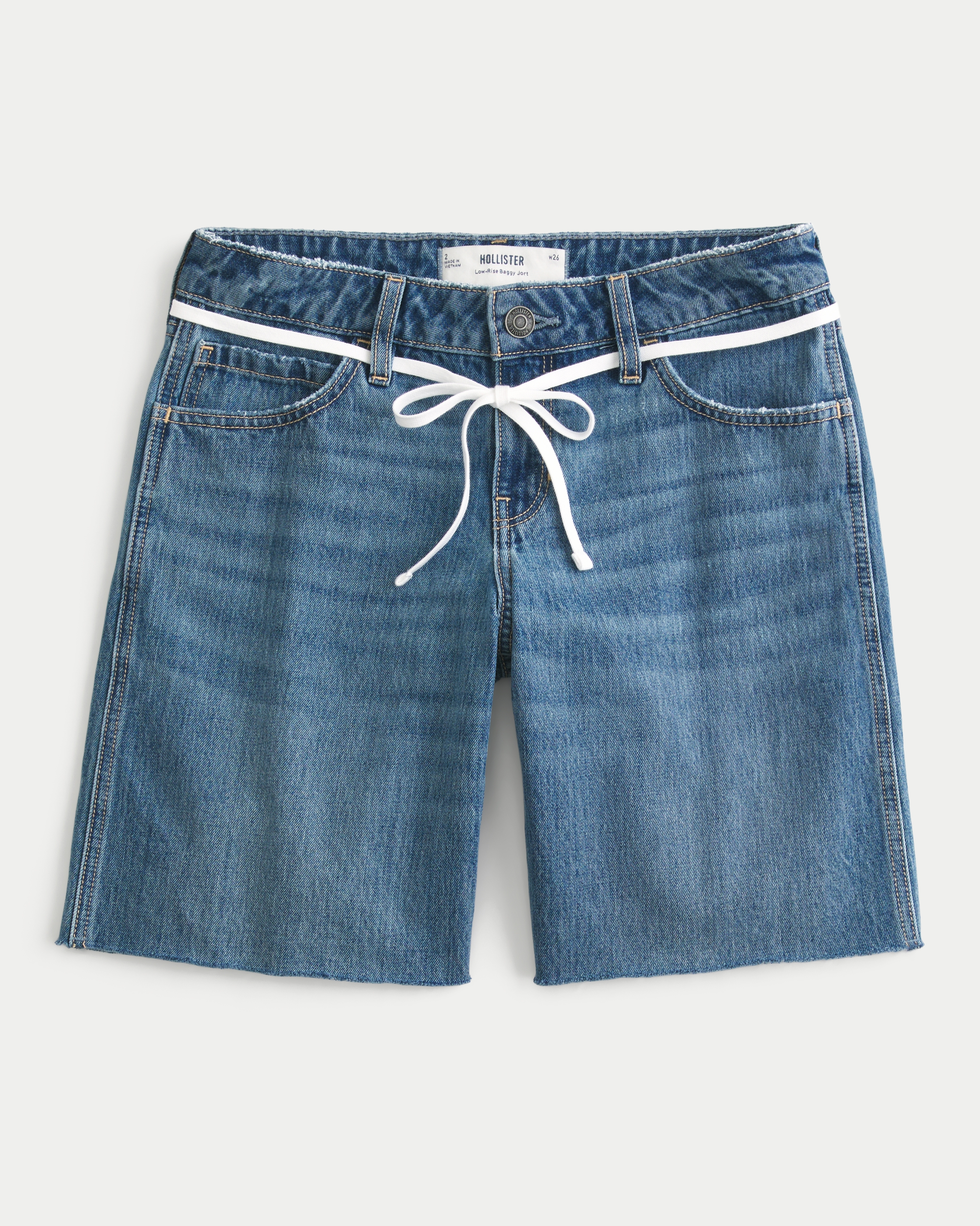 Low-Rise Medium Wash Baggy Jort