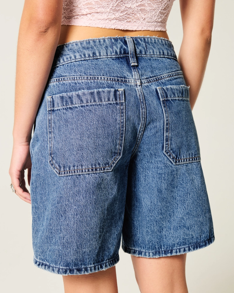 Curvy Low-Rise Dark Wash Baggy Jort