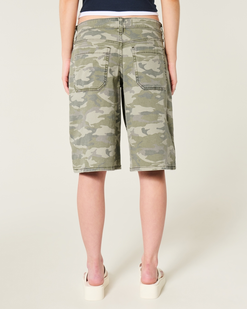 Low-Rise Camo Super Baggy Jort