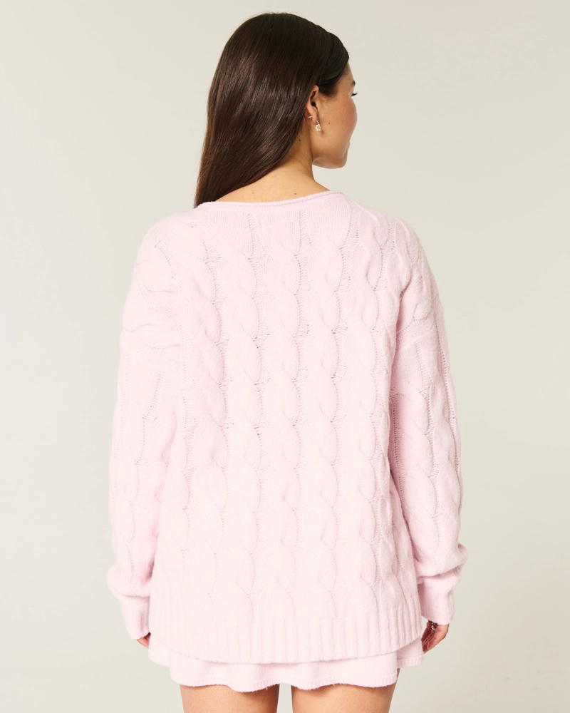 Hollister Comfy Cloud Oversized Cable-Knit Sweater
