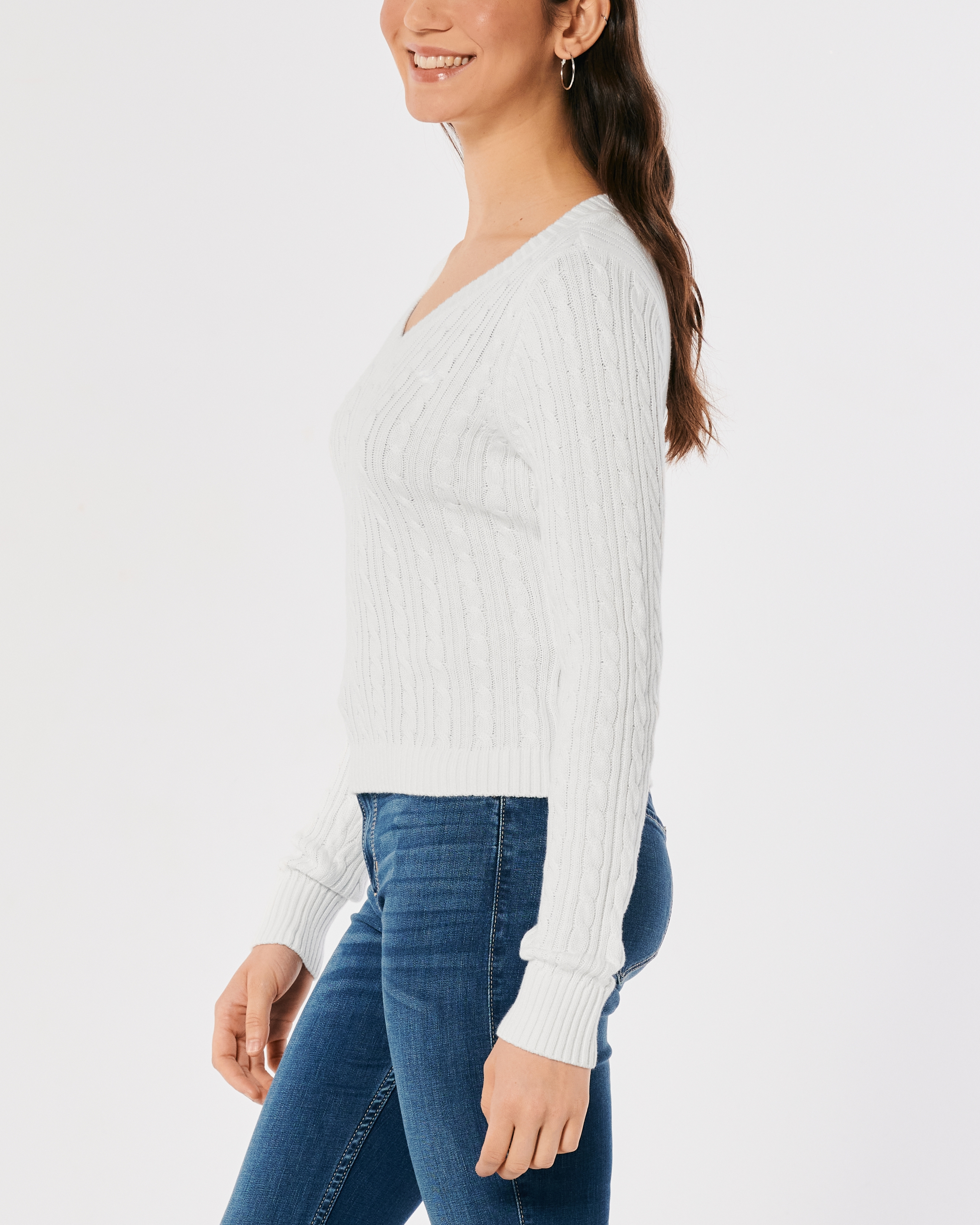 Hollister deals white jumper