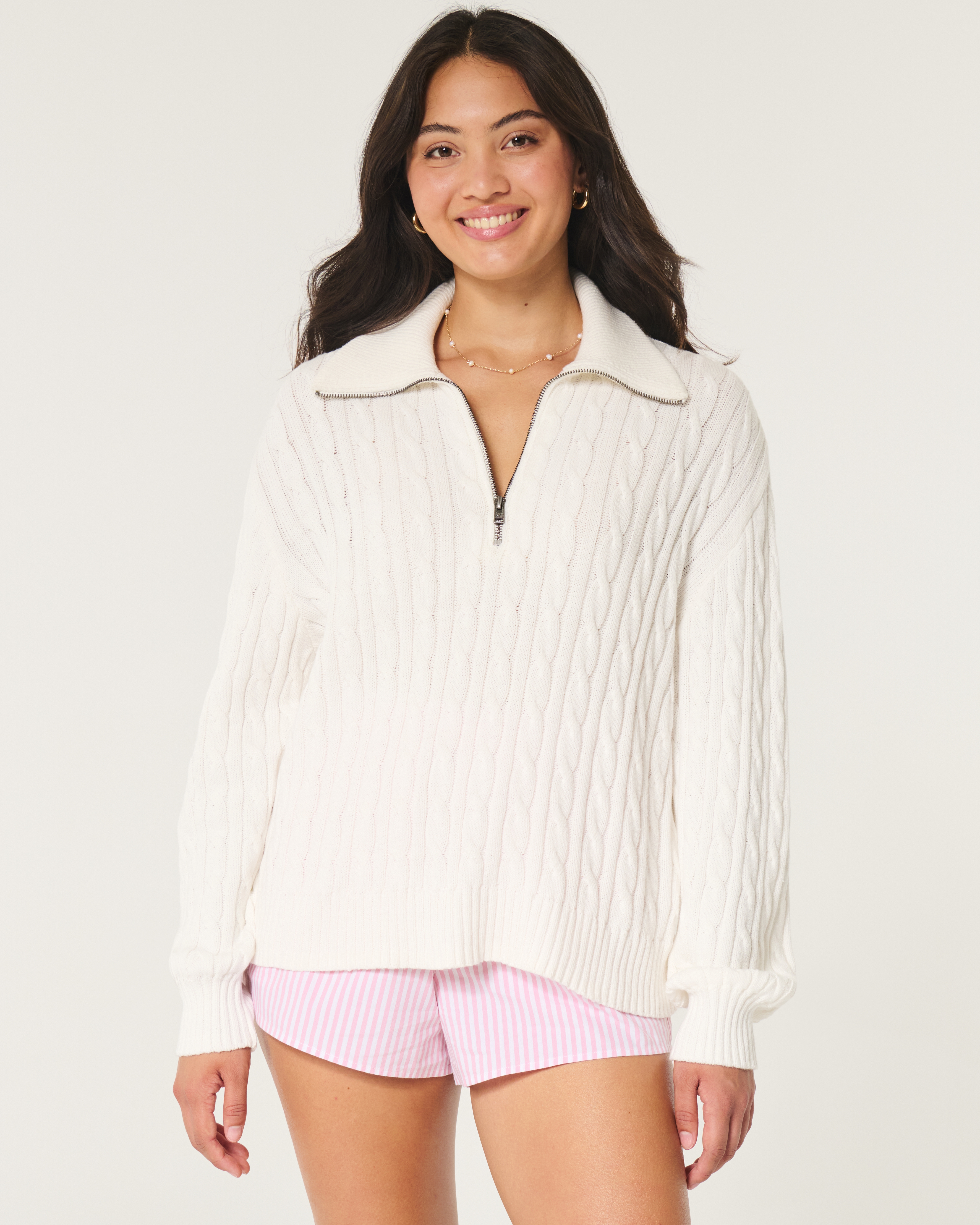 Hollister Women s Oversized Cable Knit Half Zip Sweater