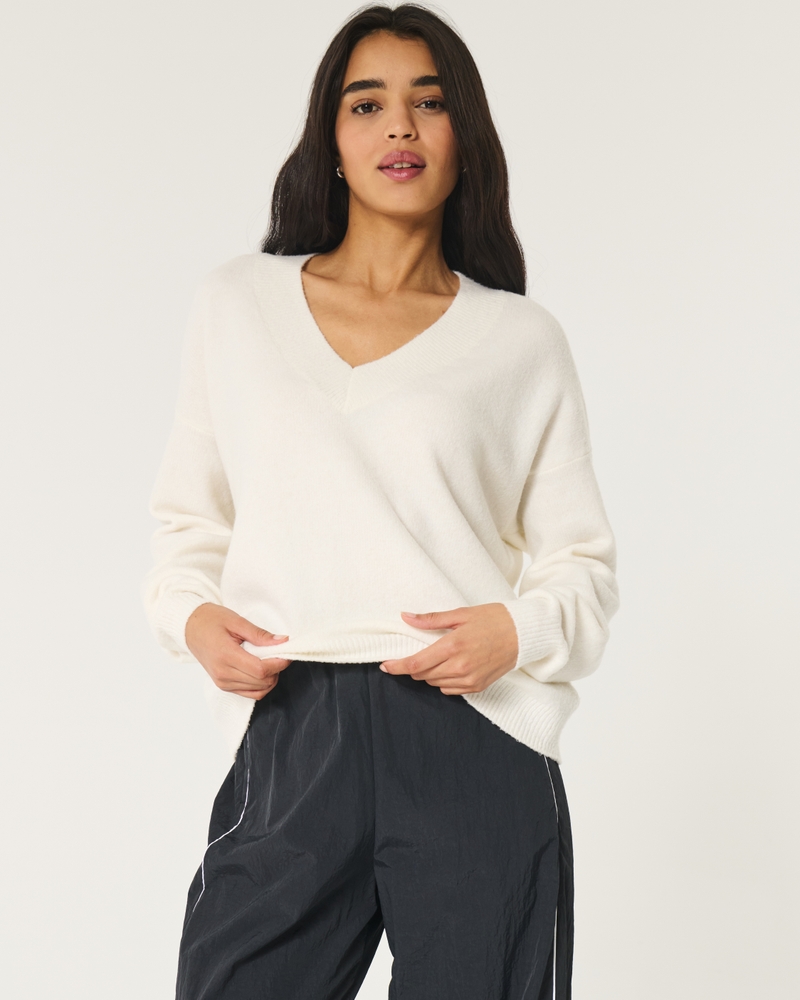 Hollister Comfy Cloud Oversized Dog Graphic Sweater