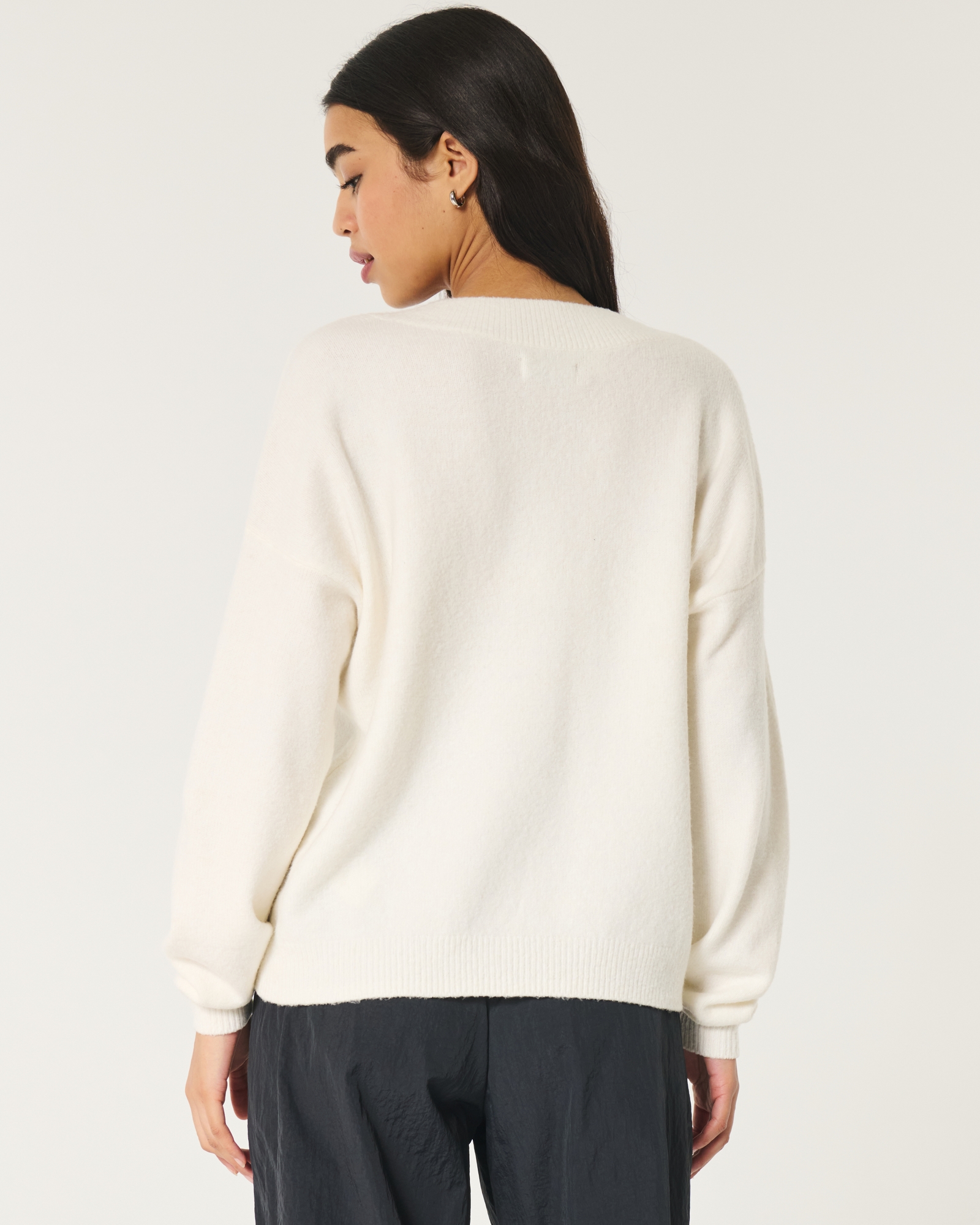 Women's Hollister Comfy Cloud Oversized V-Neck Sweater | Women's