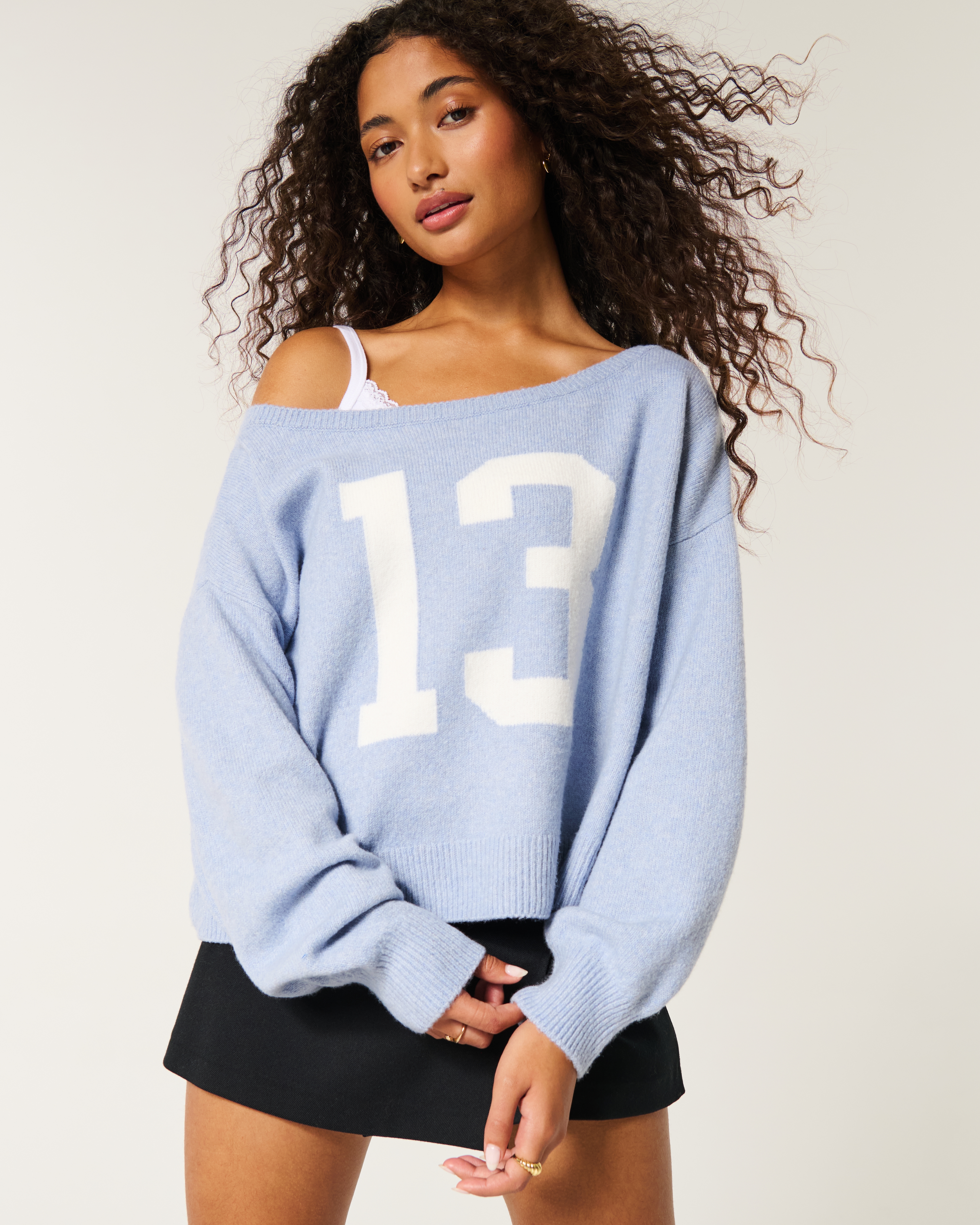 Hollister Comfy Cloud Easy Off-the-Shoulder Number Graphic Sweater