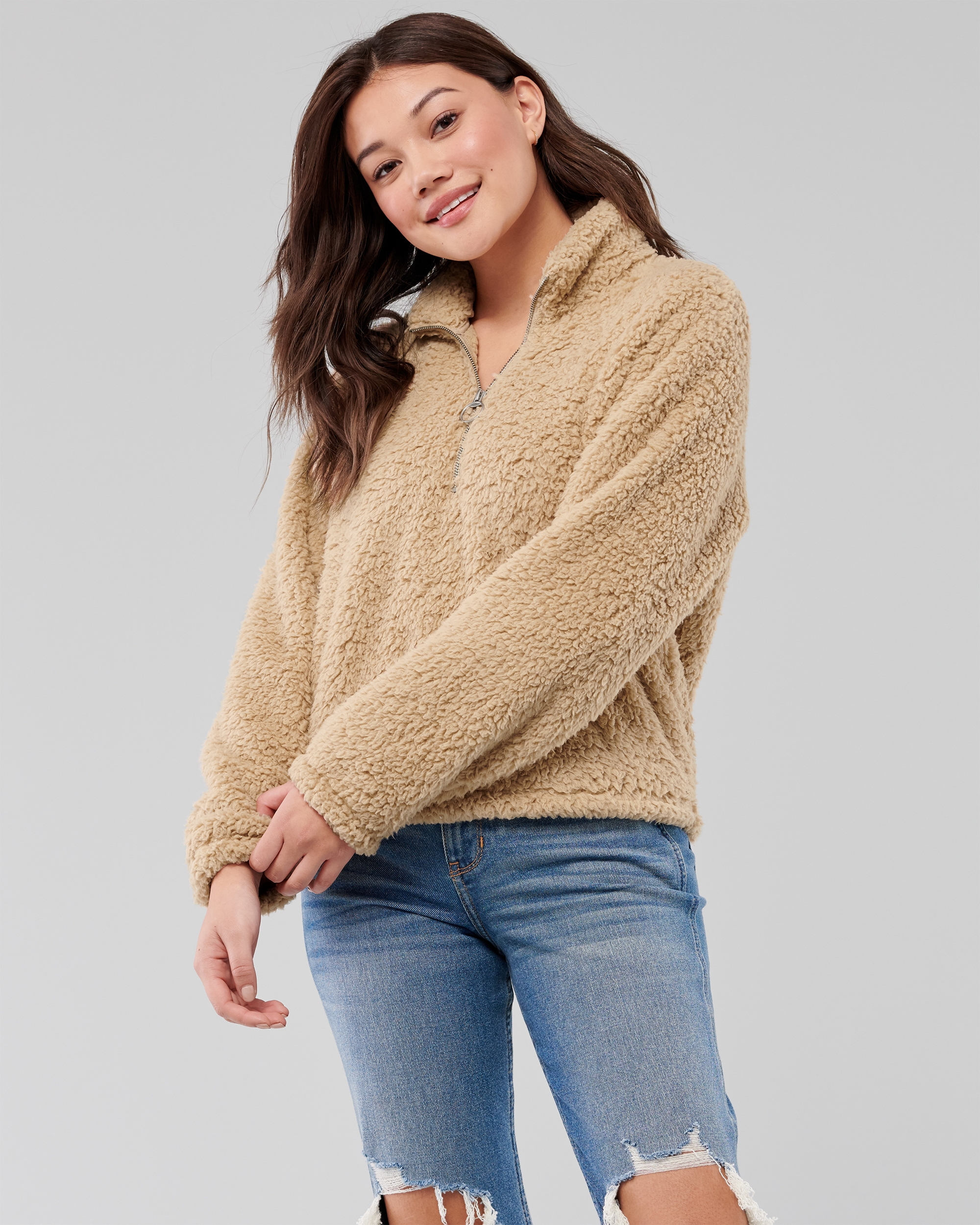 hollister sherpa lined half zip sweatshirt