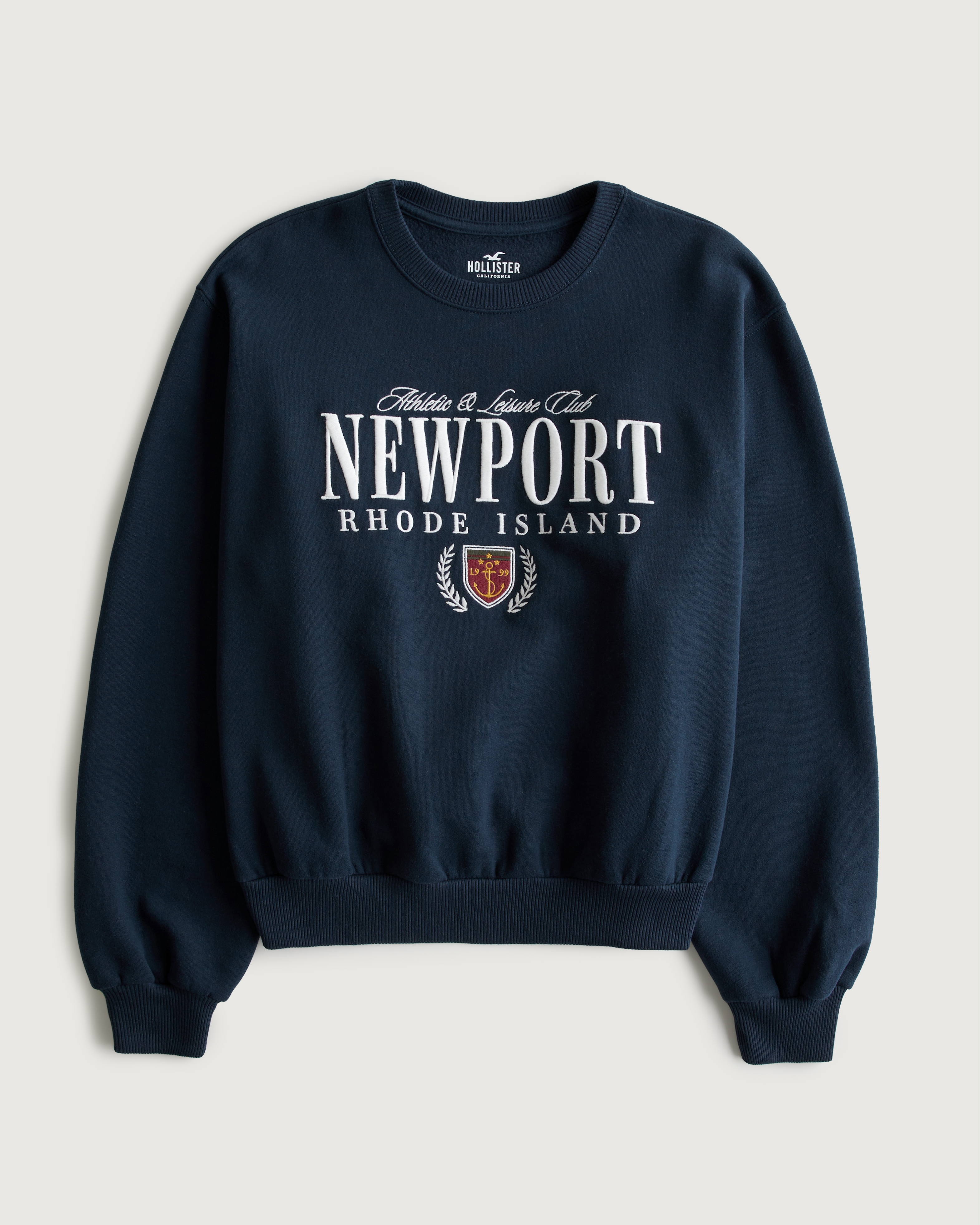 Women s Oversized Newport Rhode Island Graphic Crew Sweatshirt