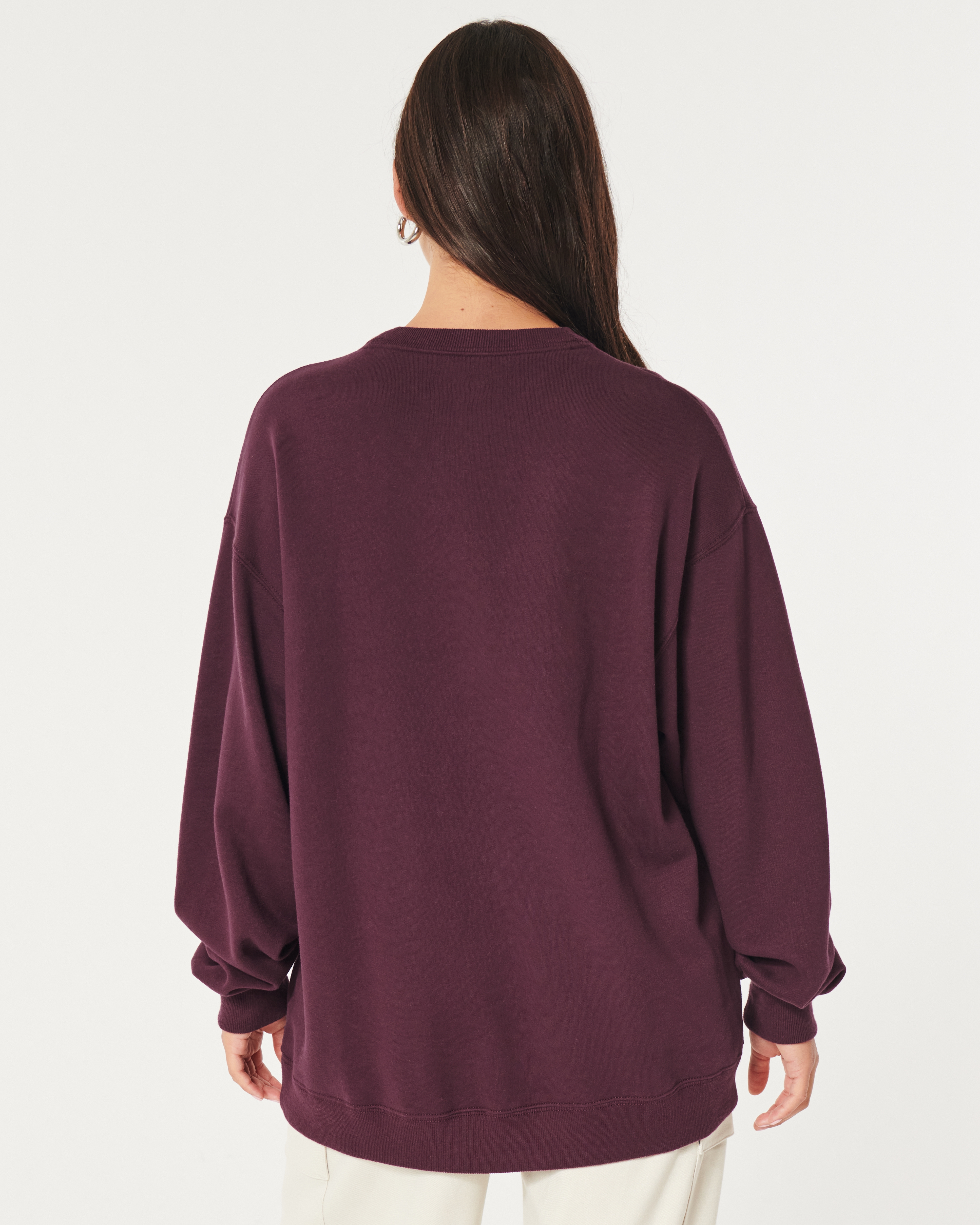 Oversized crew neck online sweater hollister