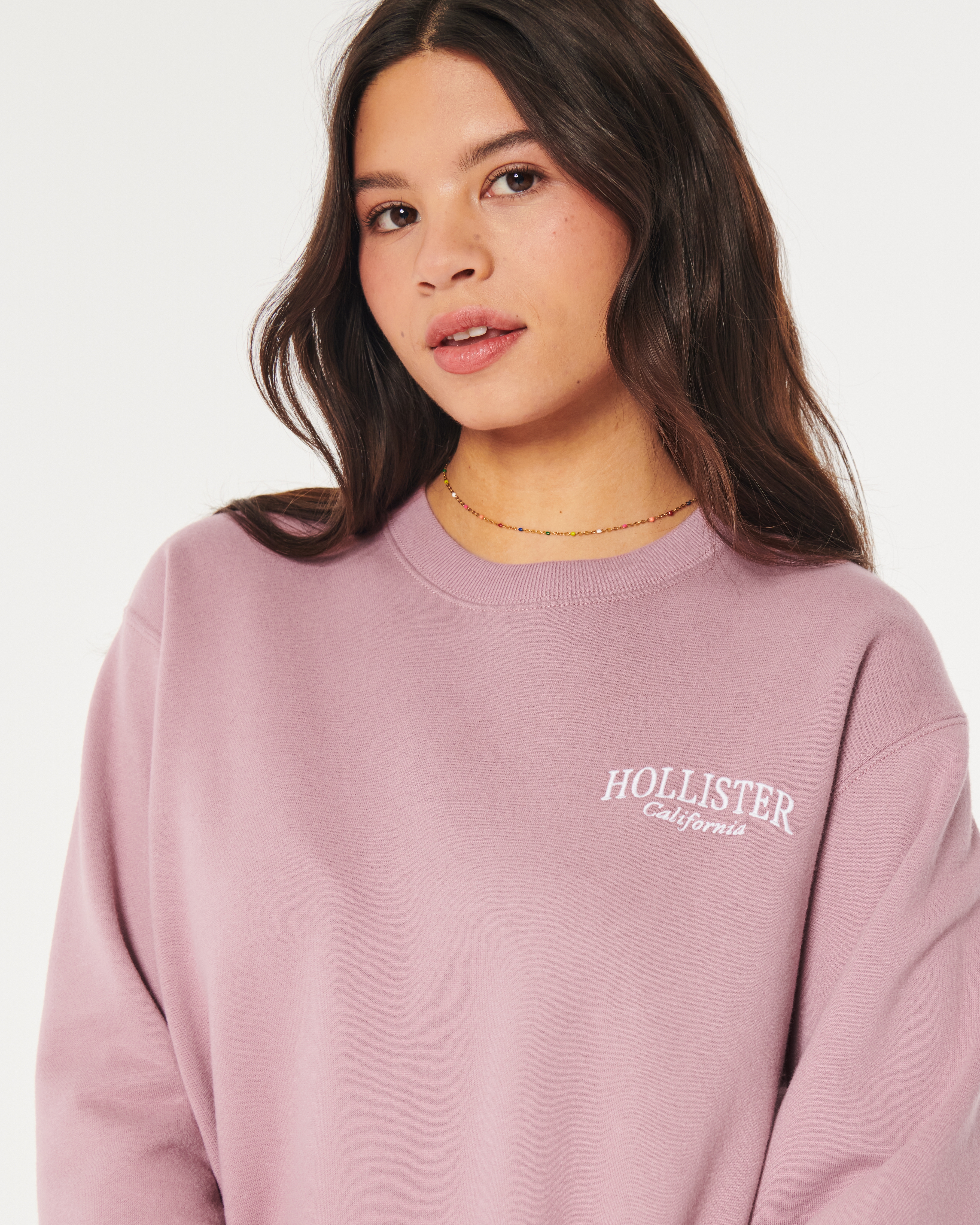 Logo tape store crewneck sweatshirt hollister