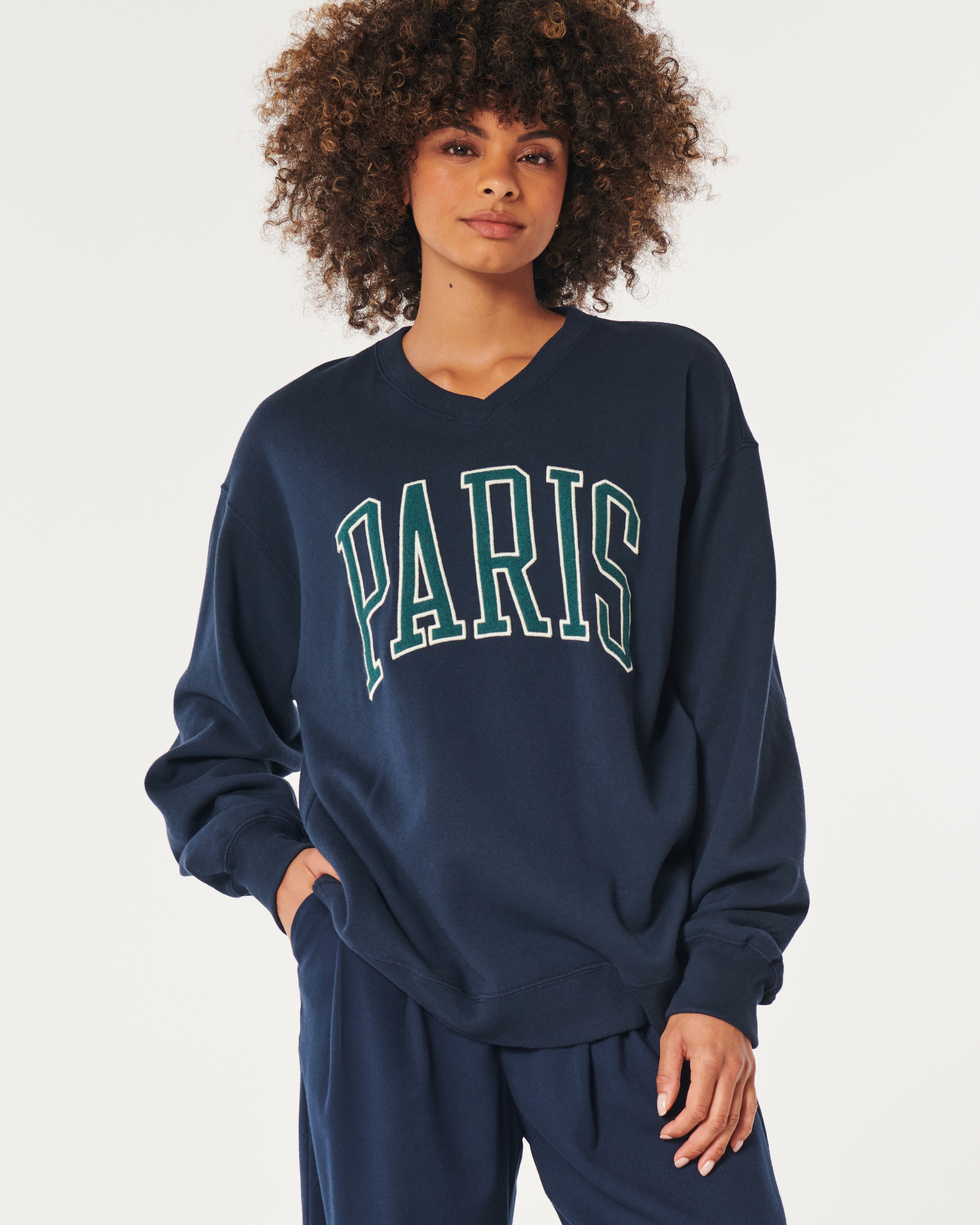 Women's Hoodies & Sweatshirts | Hollister Co.