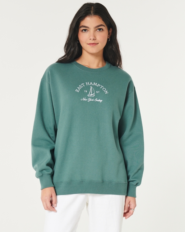 Oversized East Hampton New York Graphic Crew Sweatshirt, Green