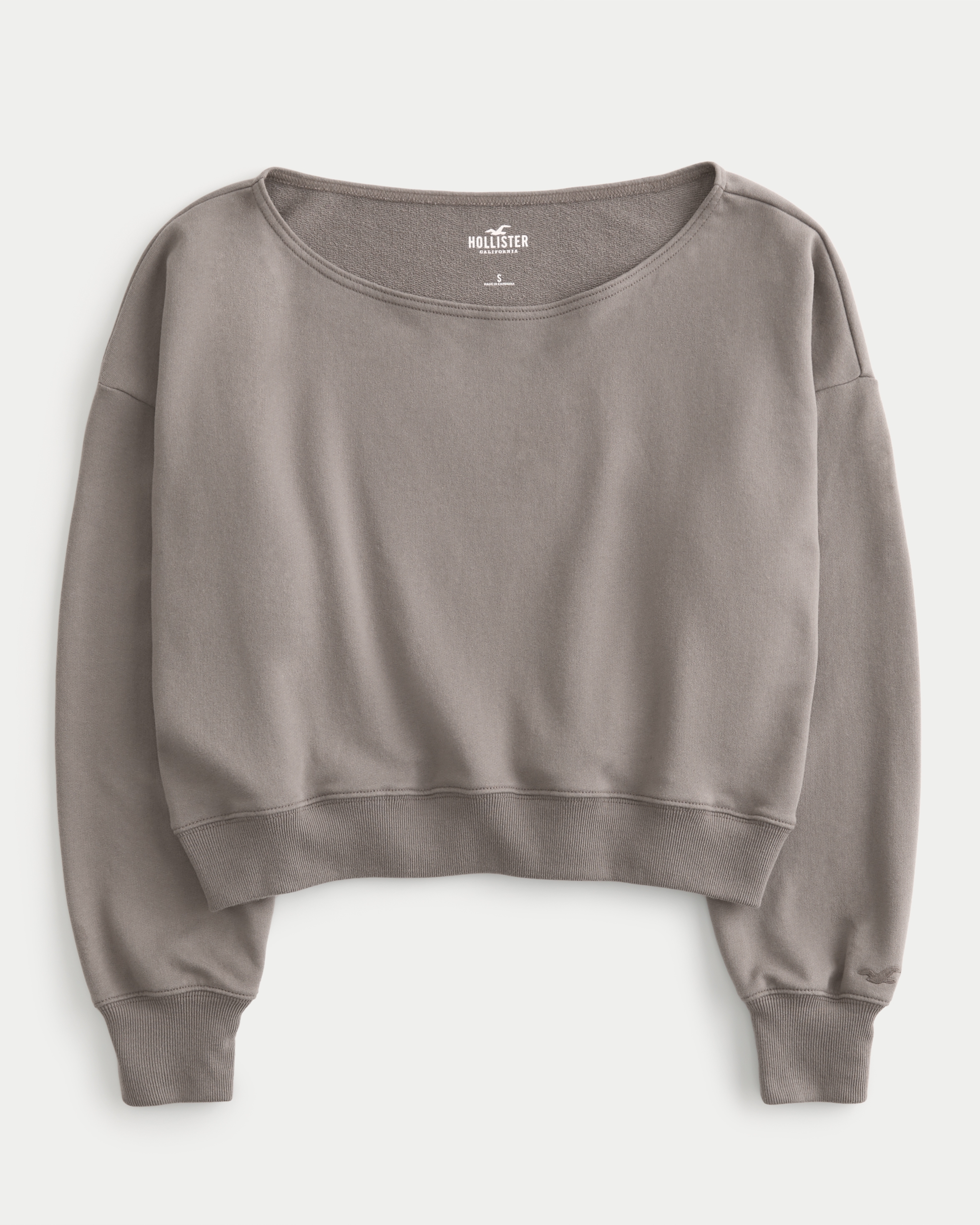 Hollister canada off retailer shoulder