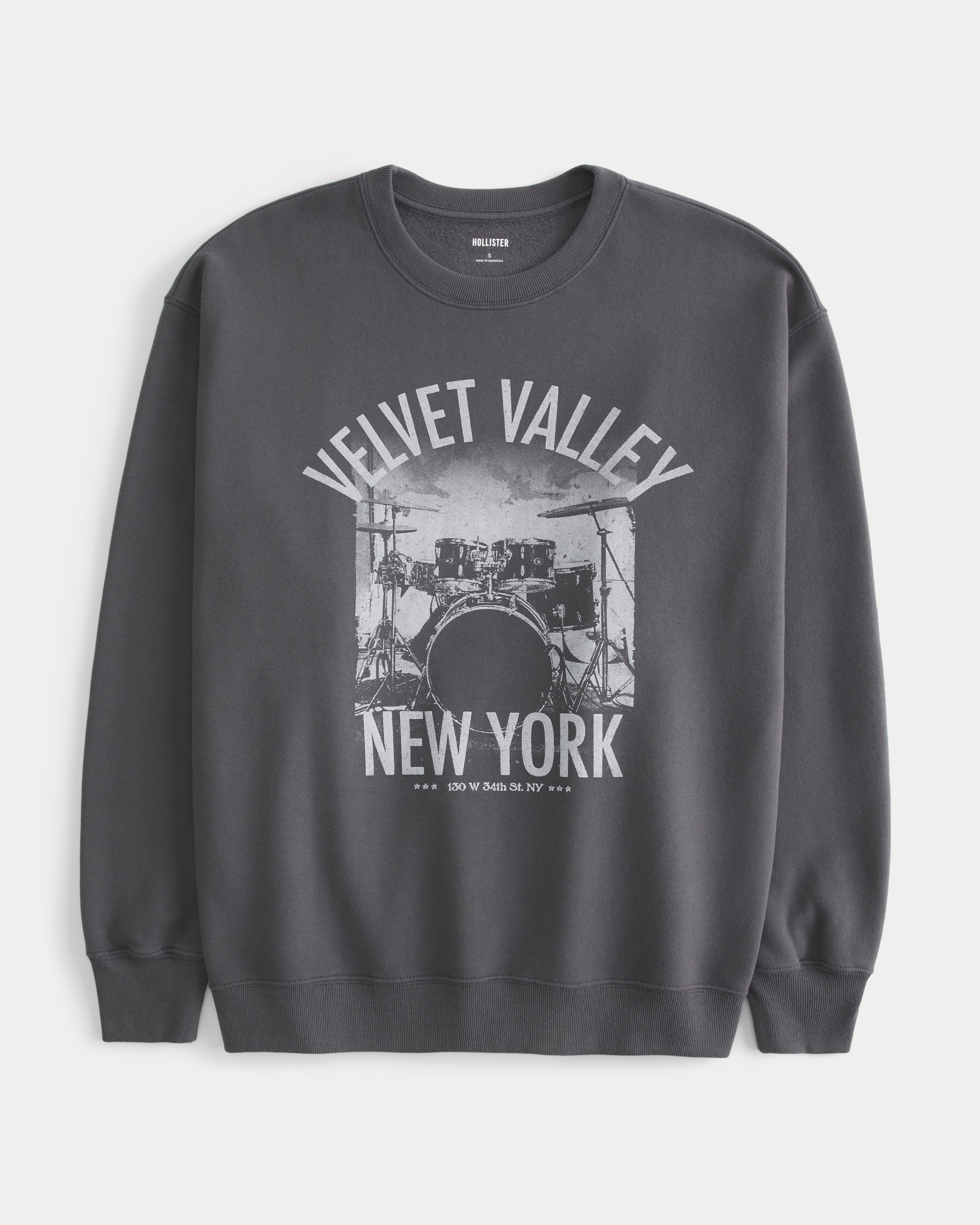 Oversized Velvet Valley New York Graphic Crew Sweatshirt