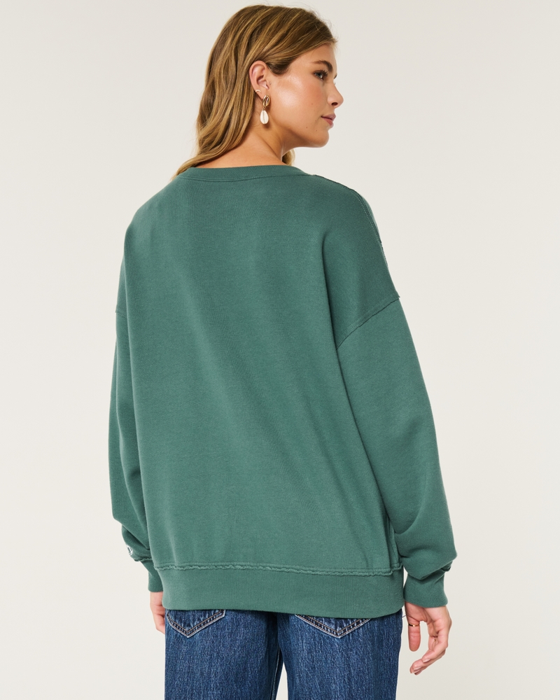Relaxed Notch-Neck Go Team Graphic Sweatshirt