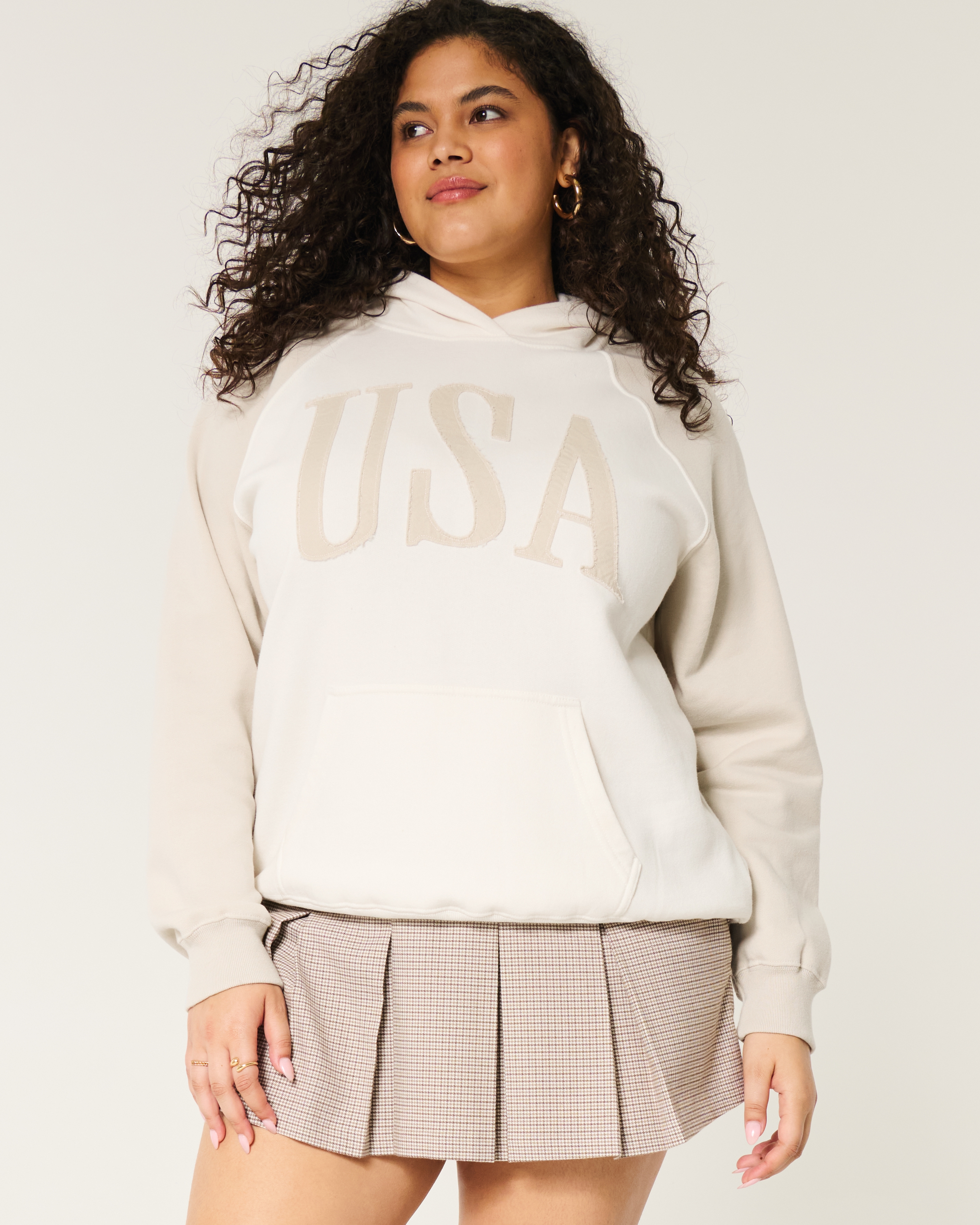 Oversized USA Graphic Hoodie