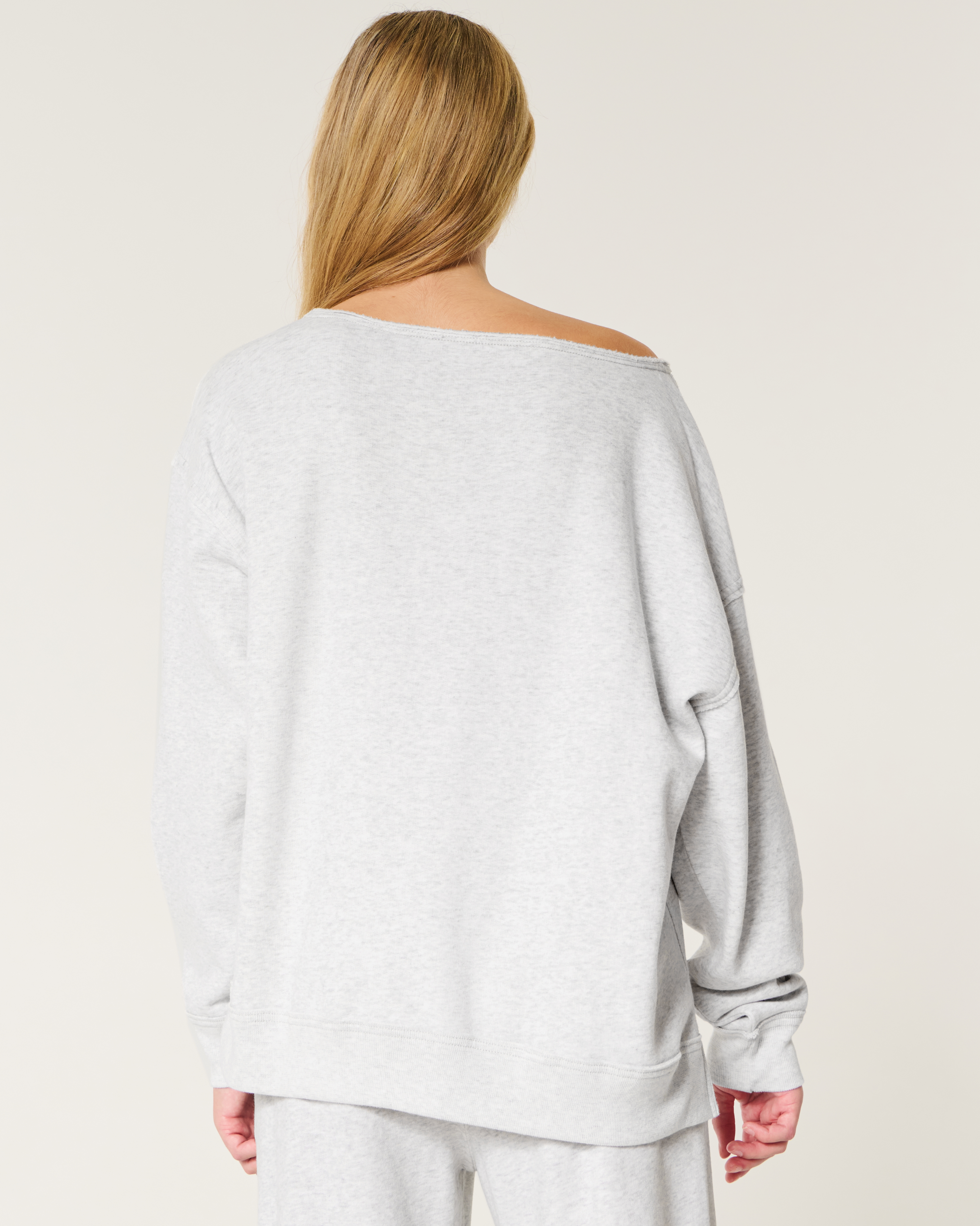 Women's Oversized Off-the-Shoulder Sweatshirt | Women's