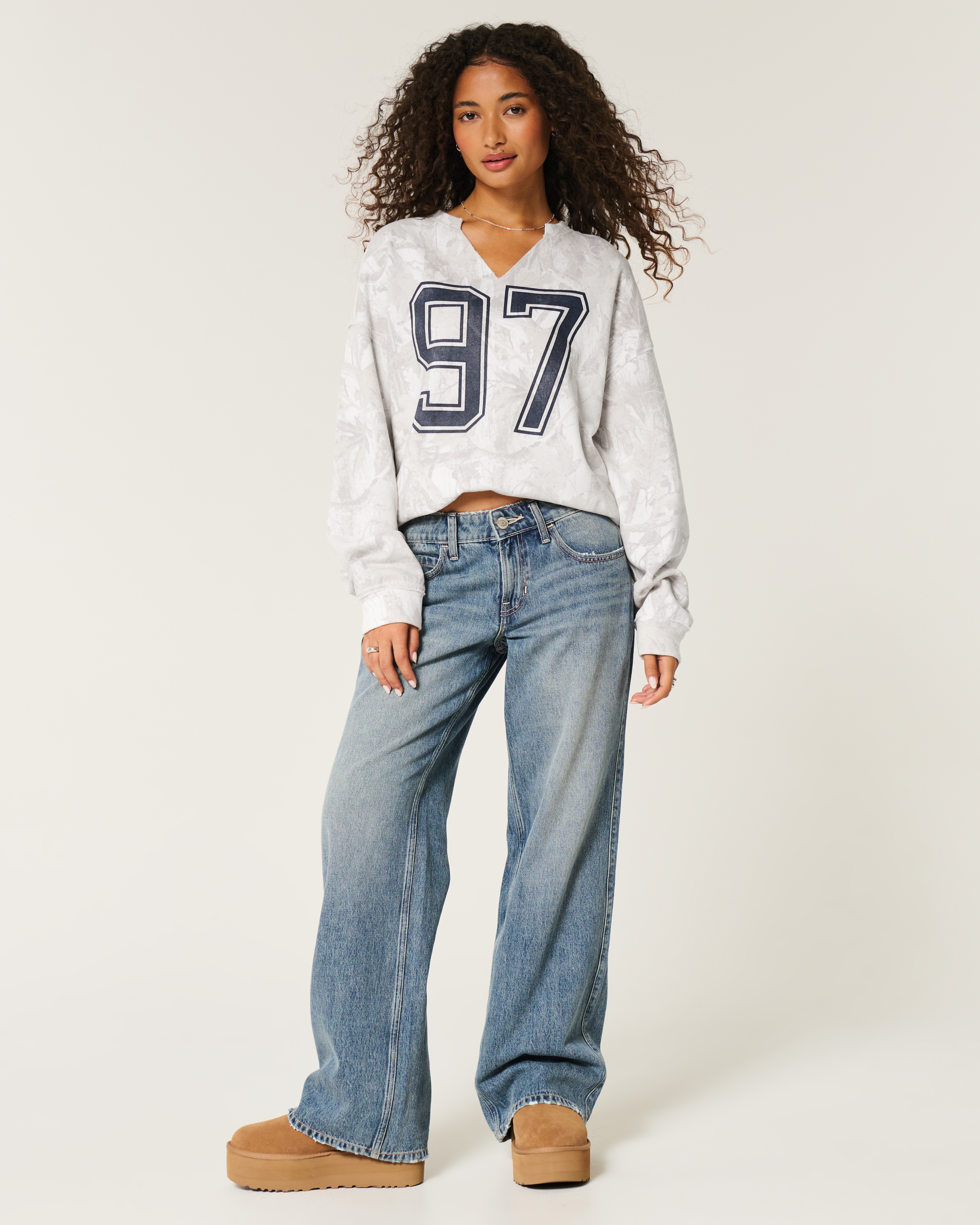 Women's Oversized New York Graphic Notch-Neck Sweatshirt