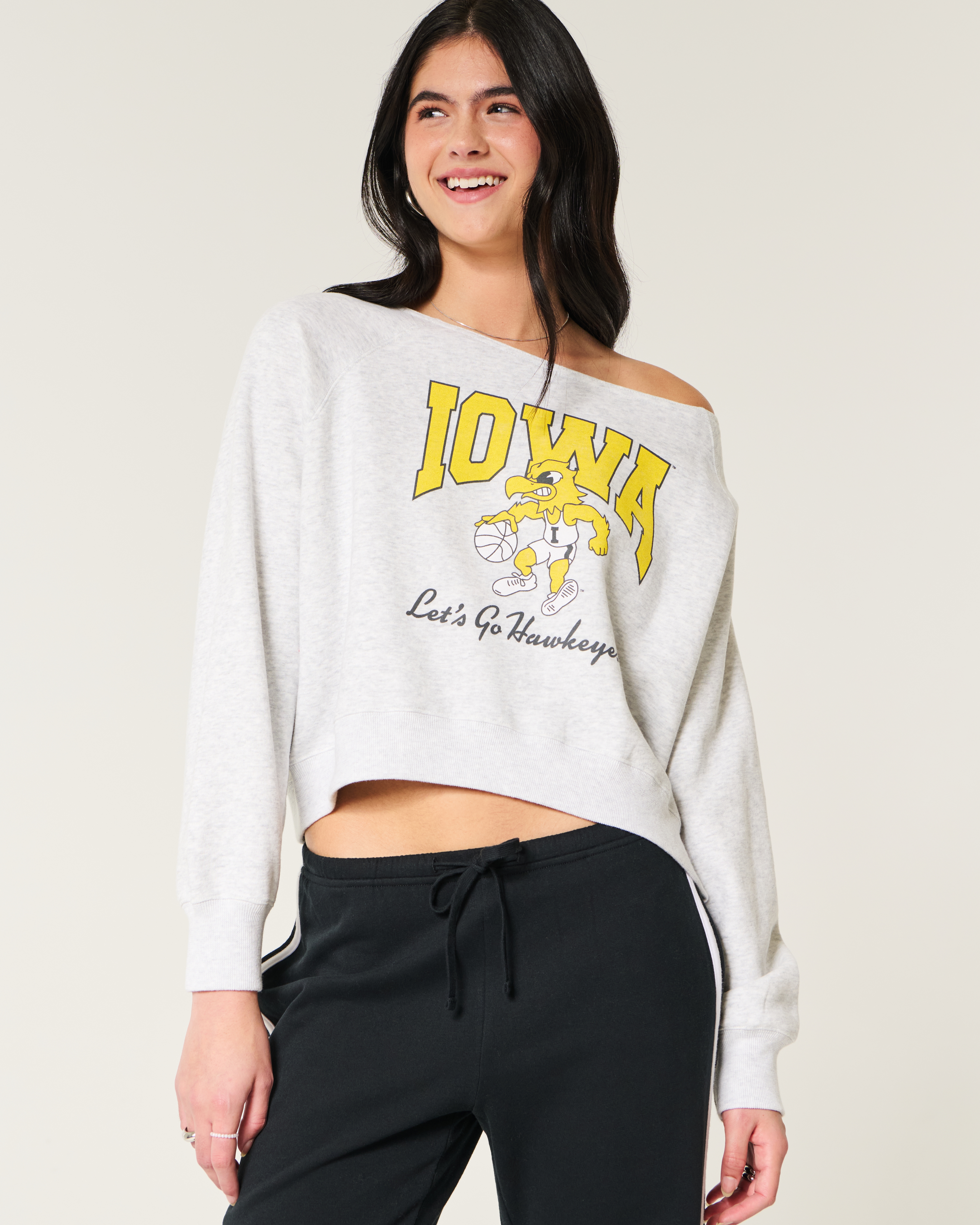 Hollister Easy Off-the-shoulder Iowa Hawkeyes Graphic Sweatshirt