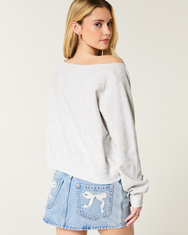 Easy Off-the-Shoulder Number Graphic Crew Sweatshirt