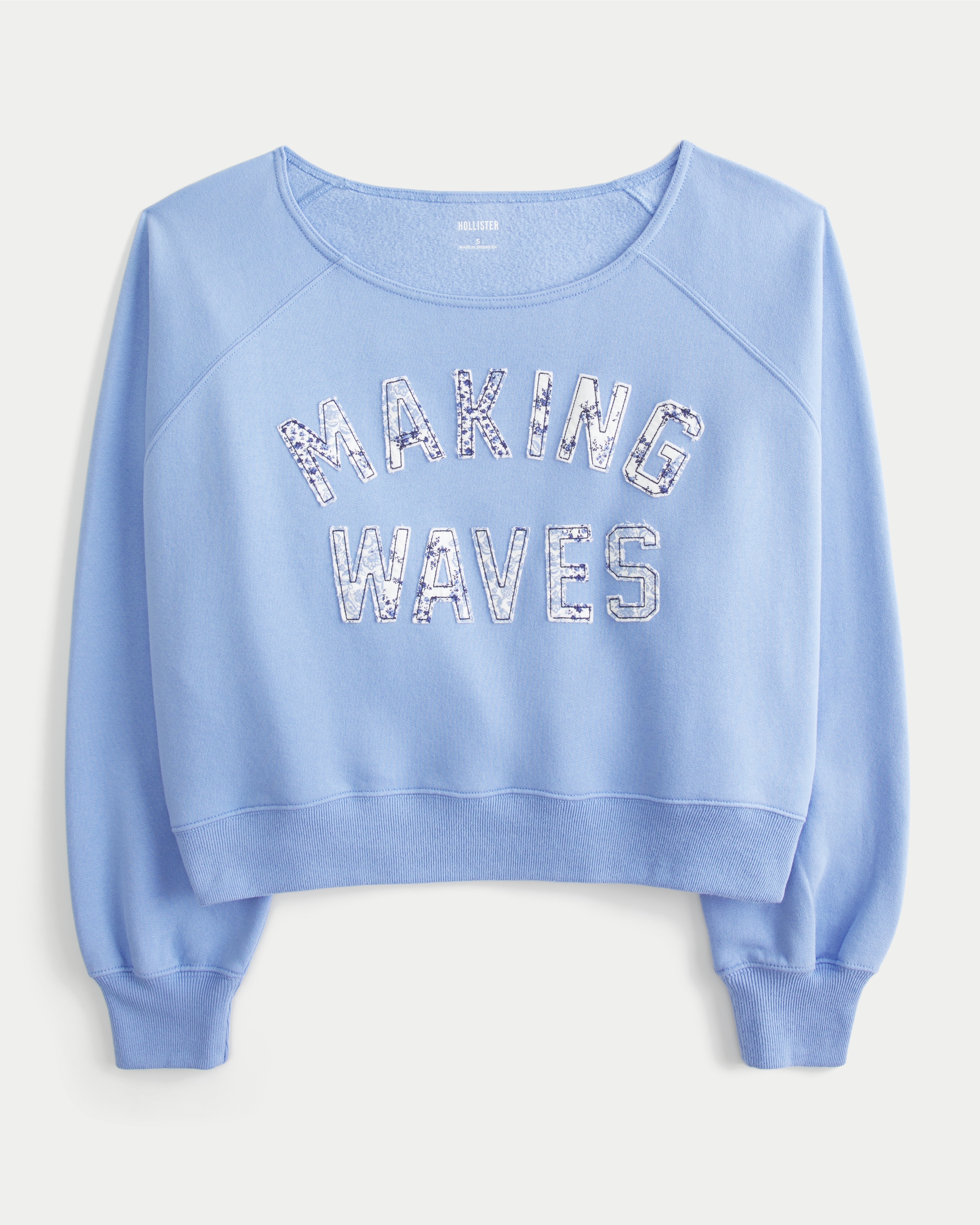 Easy Off-the-Shoulder Making Waves Graphic Crew Sweatshirt